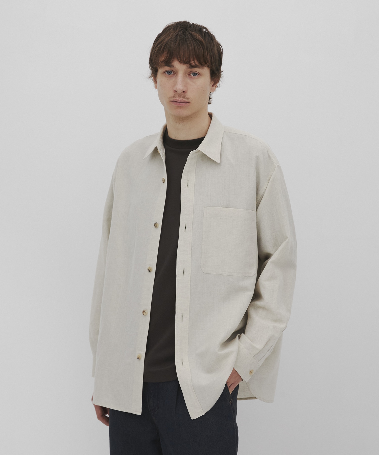 OFF WHITE