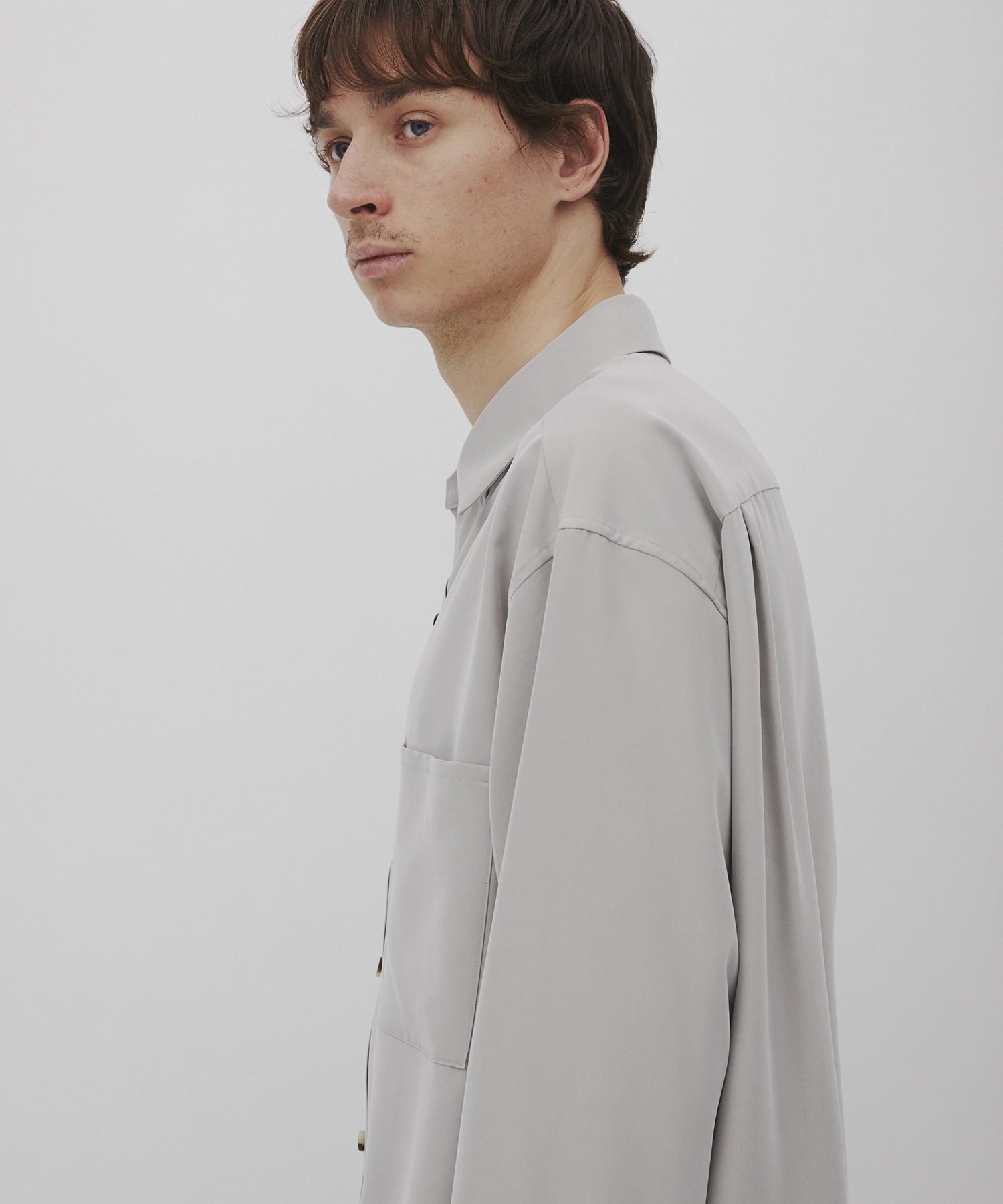 LIGHT GREY