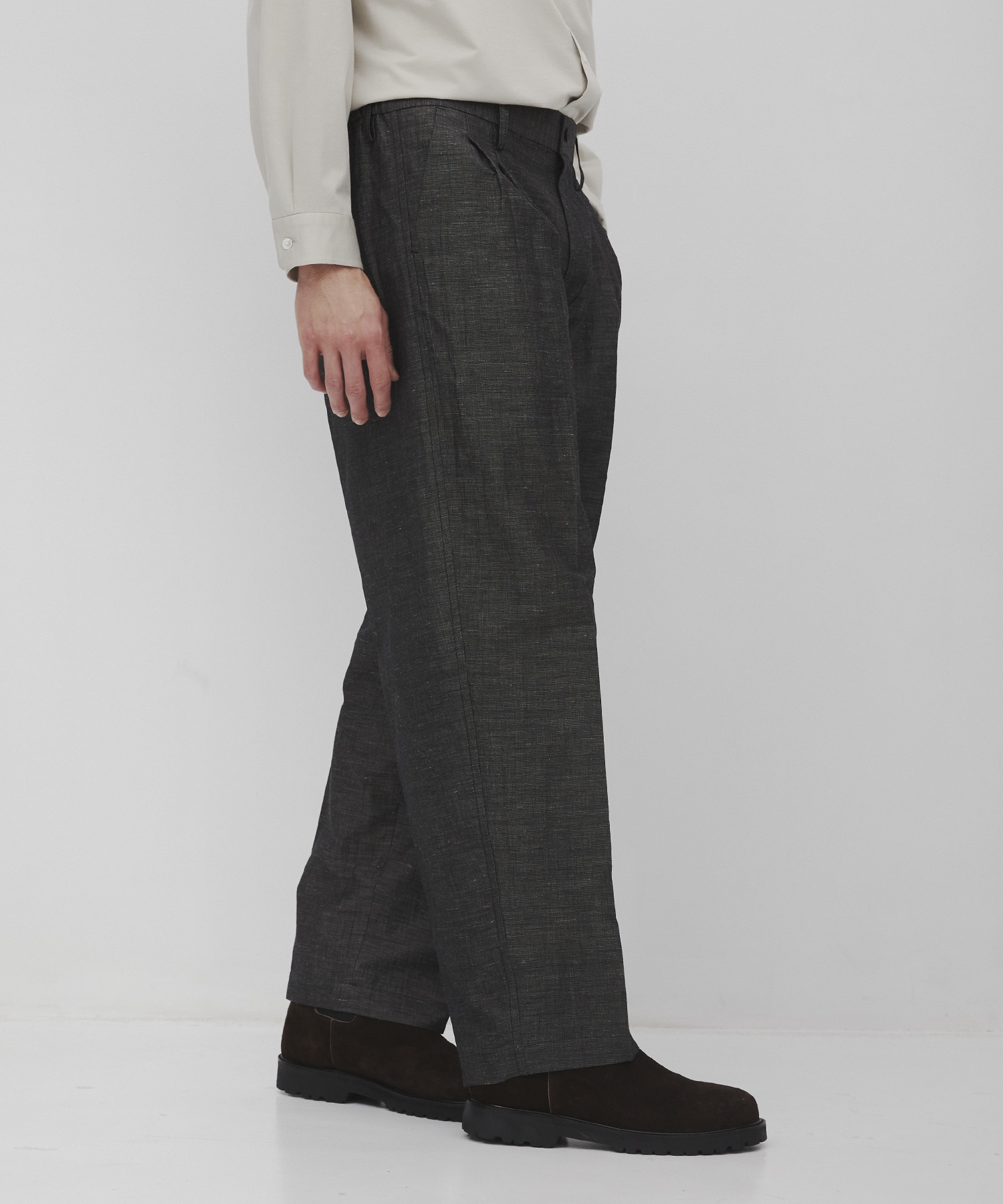 DARK GREY