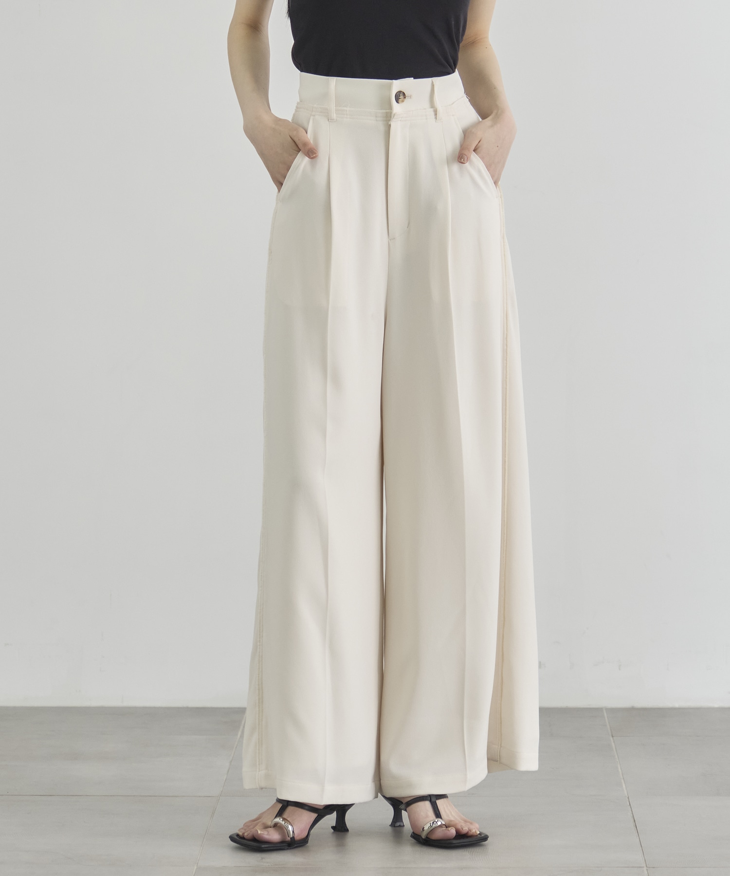 IVORY