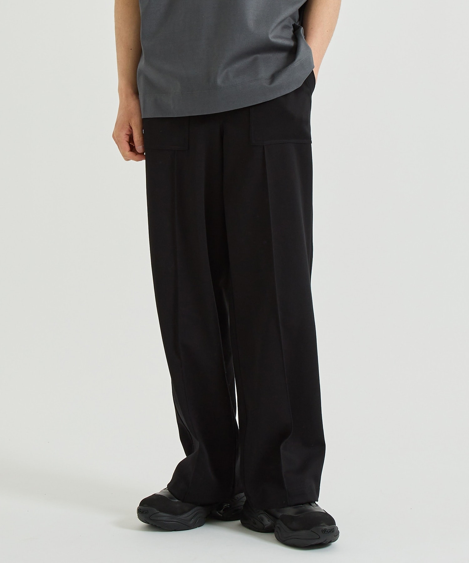 TRACK PANTS(46 BLACK): THE RERACS: MENS｜THE TOKYO ONLINE STORE