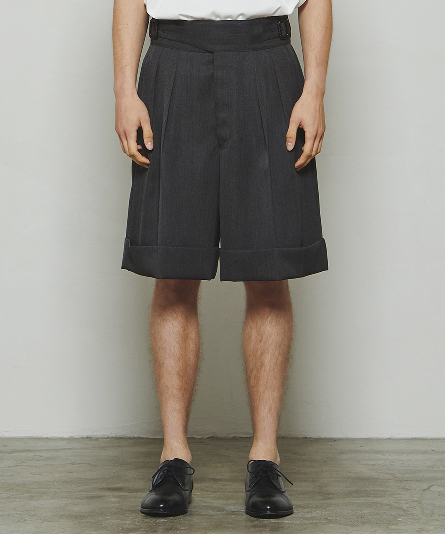 DARK GREY