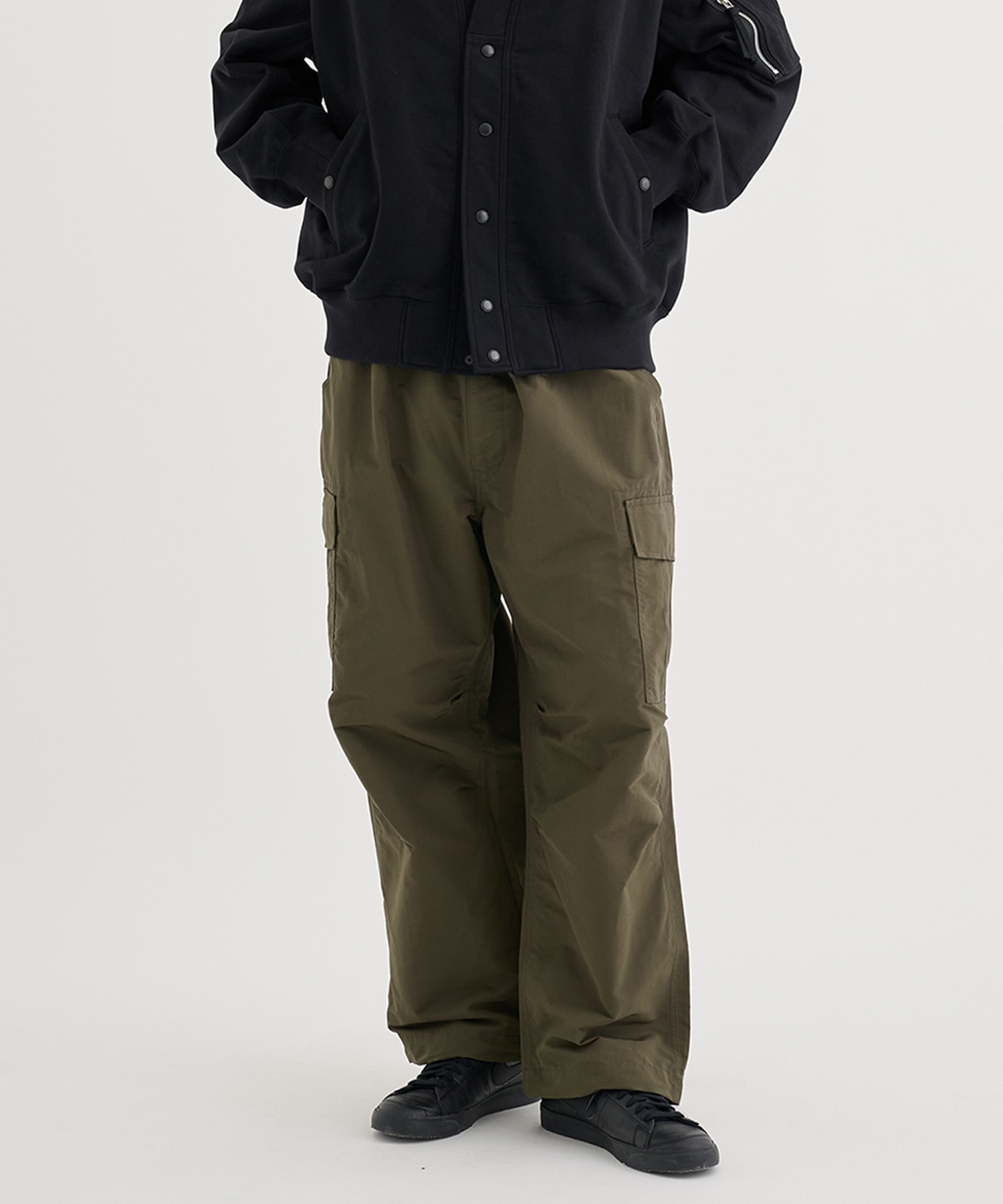 KHAKI