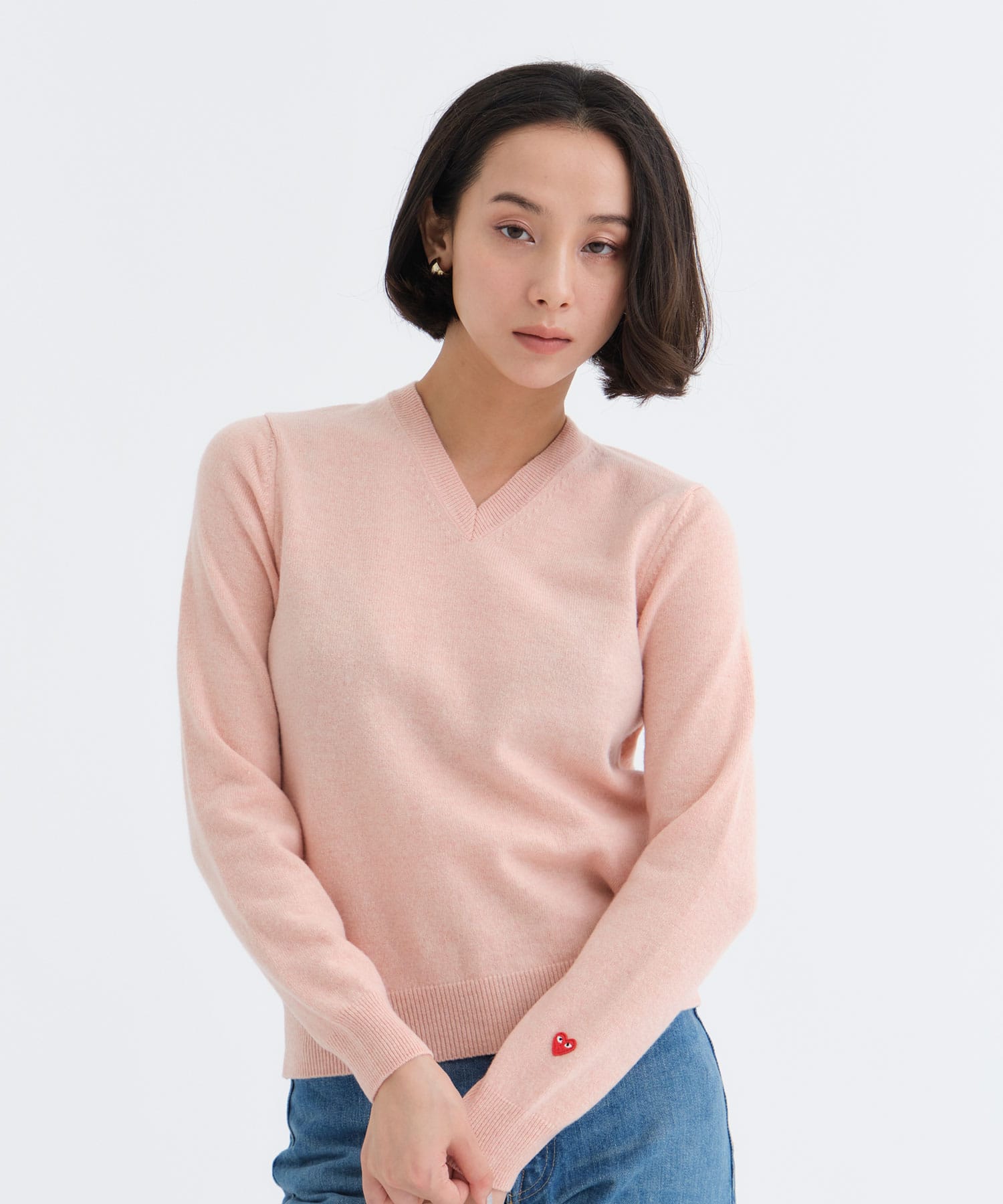 LADIES V-NECK PULLOVER(S CAMEL): PLAY Comme des Garcons: WOMEN