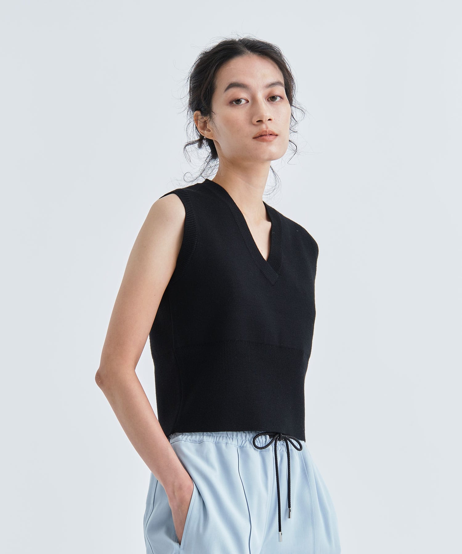 Double face Vneck vest(FREE BLACK): IIROT: WOMENS｜THE TOKYO