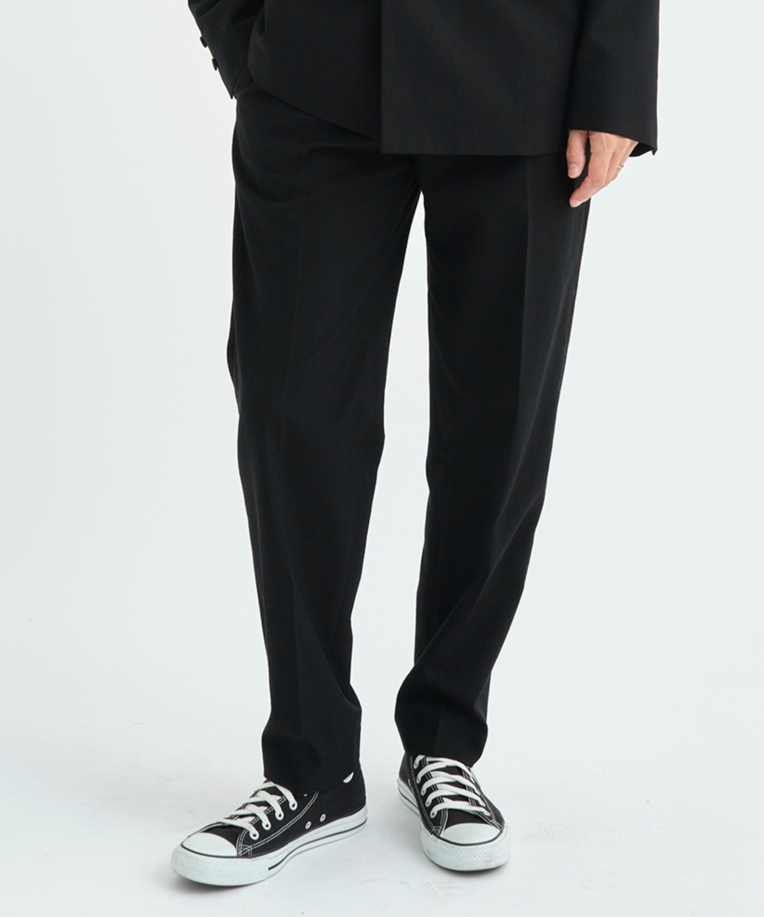 WCL Easy Tapered Trousers ｜ THE TOKYO