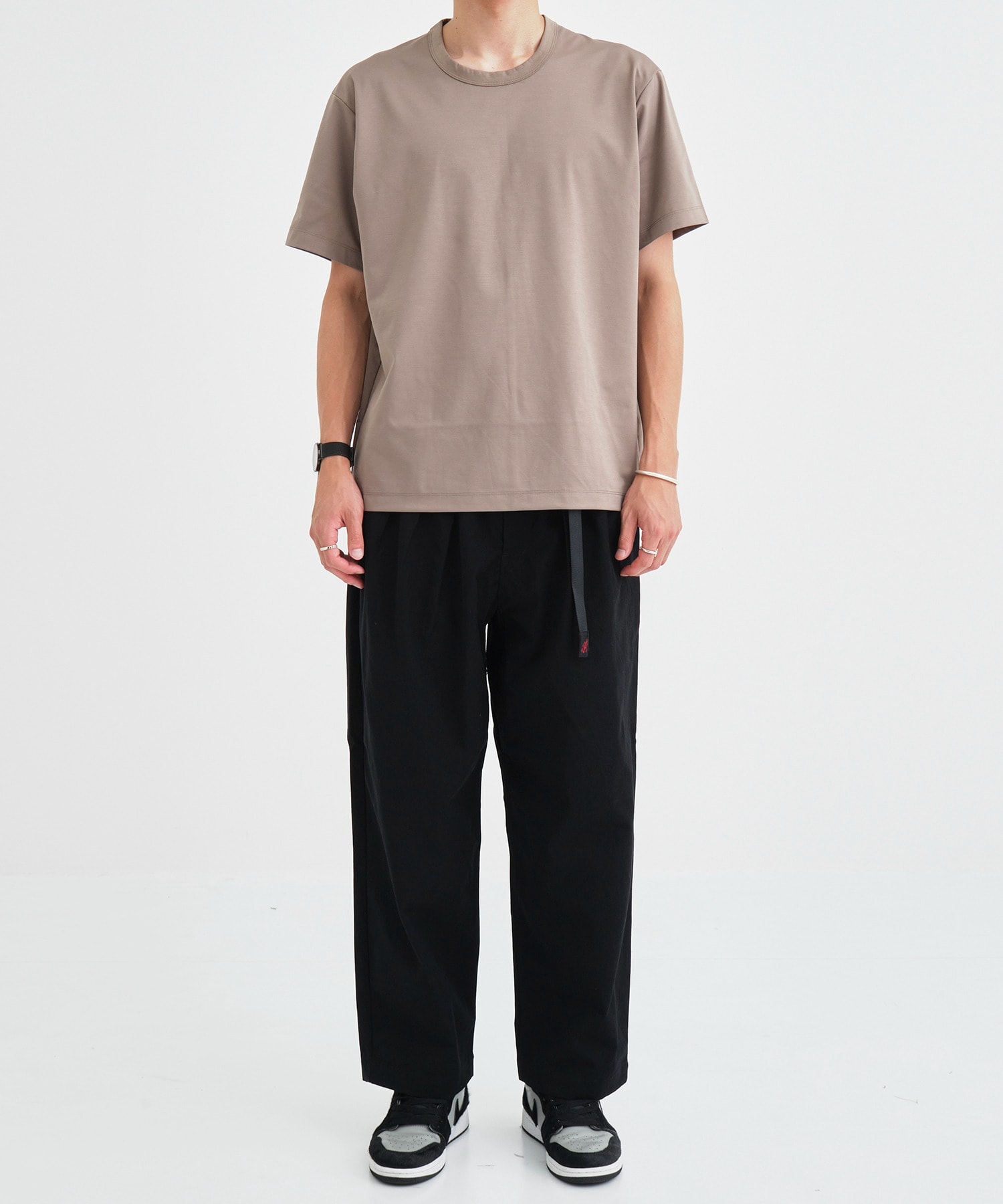 Gramicci STRETCH 3 TUCK PANTS ｜ White Mountaineering