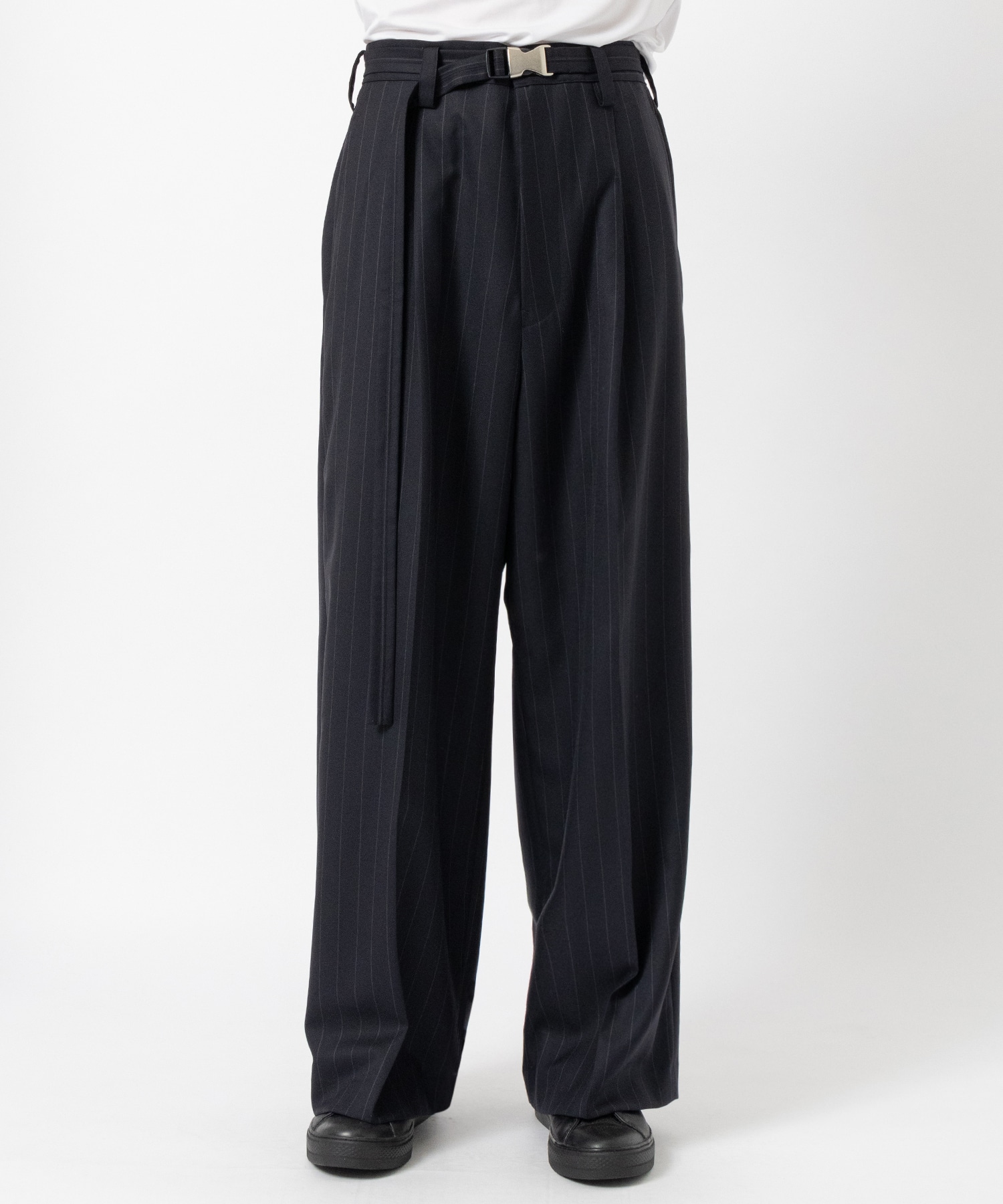 Belted Wide Straight Pants UJOH HOMME