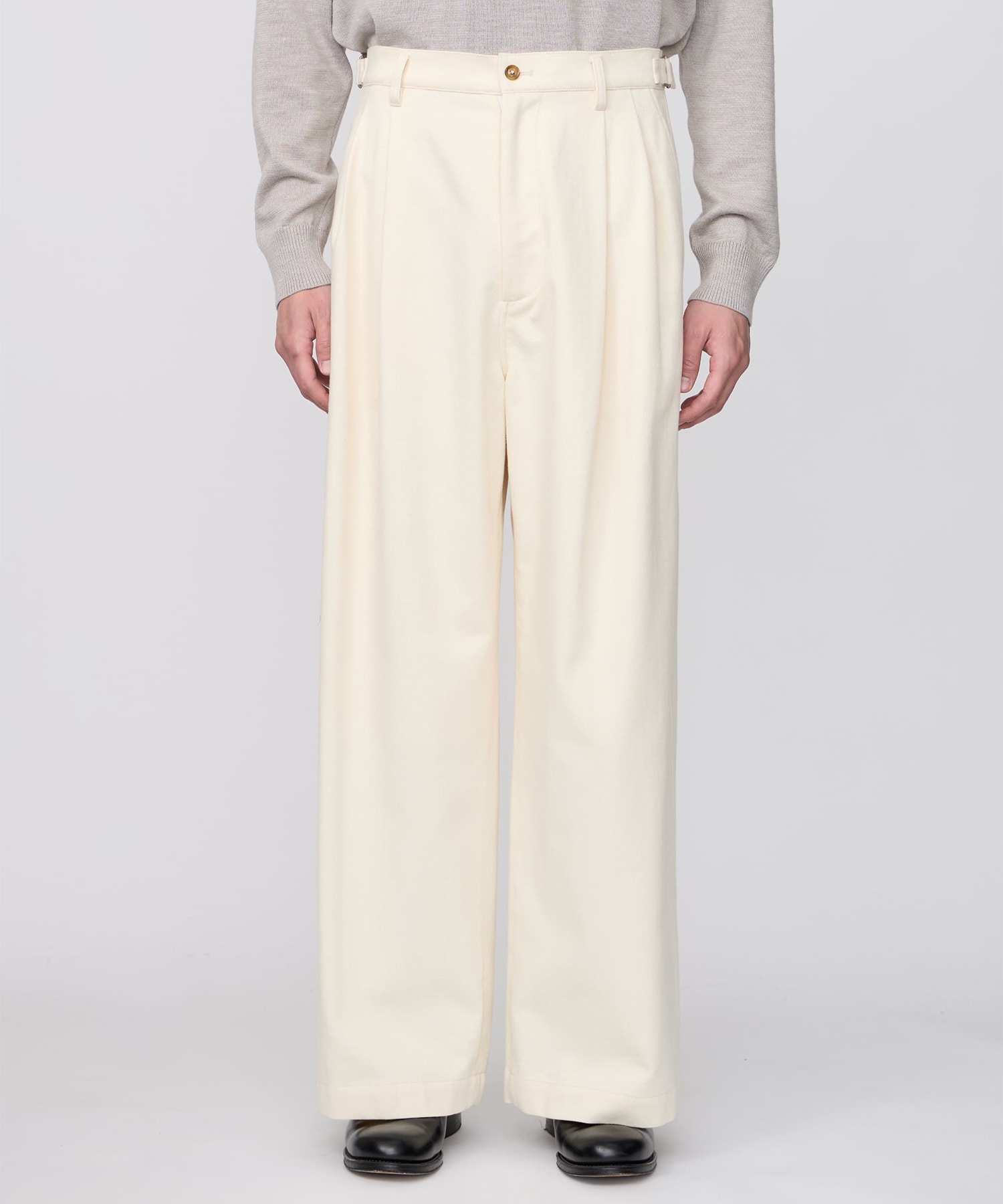 TWO TUCKS BUGGY PANTS IRENISA