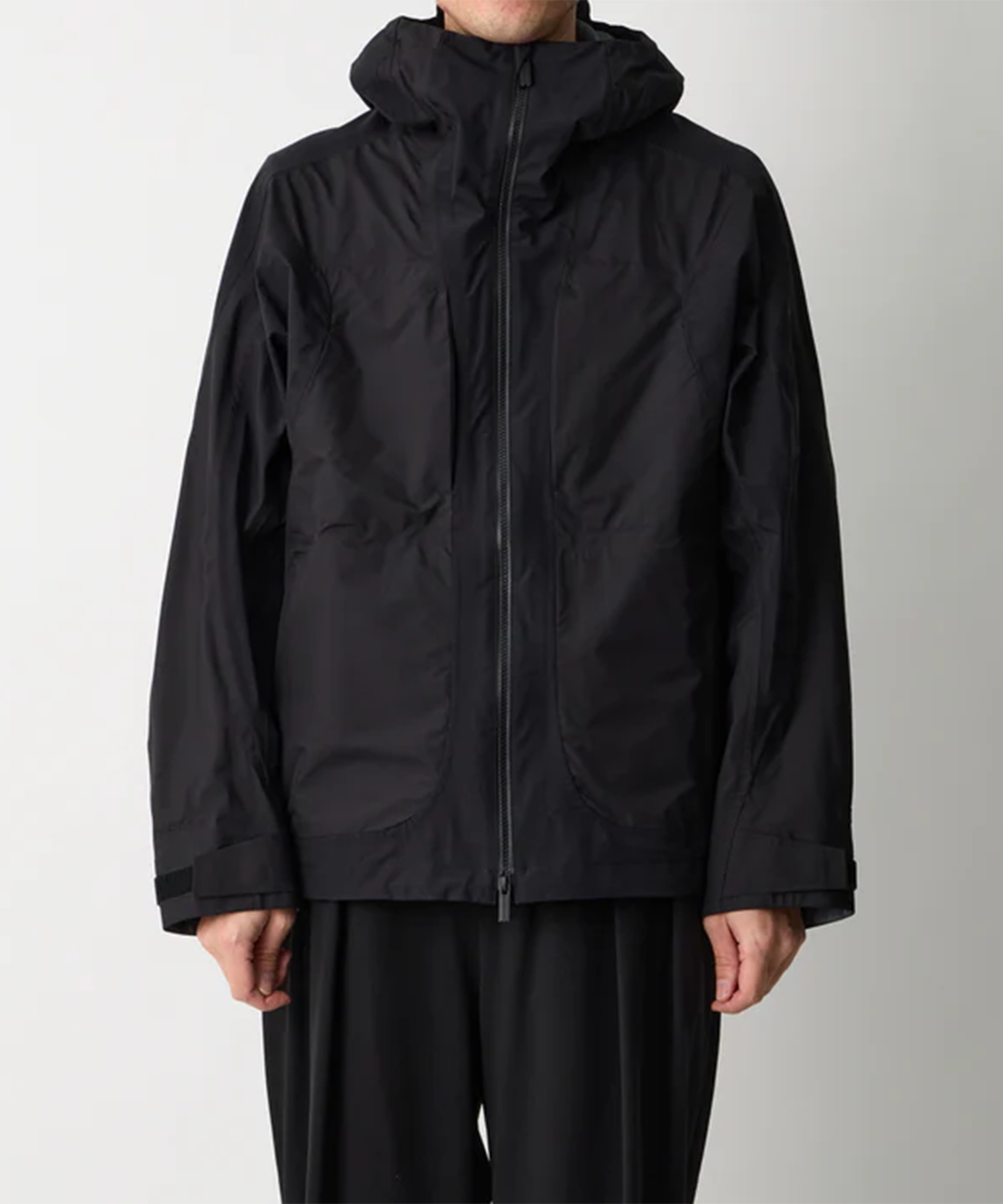 GORE-TEX HOODED JACKET White Mountaineering