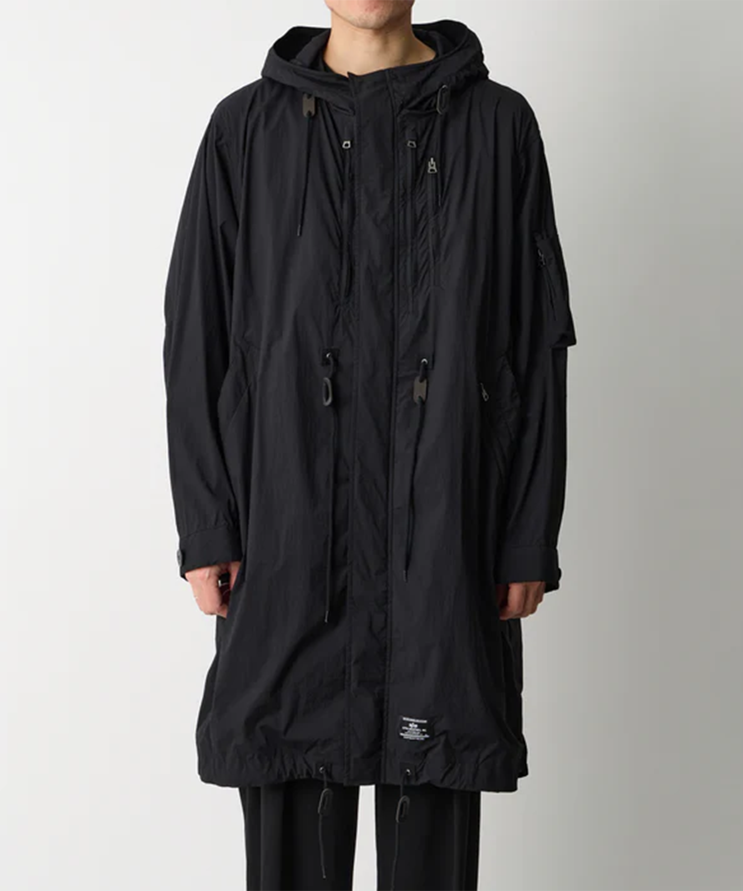 WM X ALPHA INDUSTRIES HOODED COAT White Mountaineering