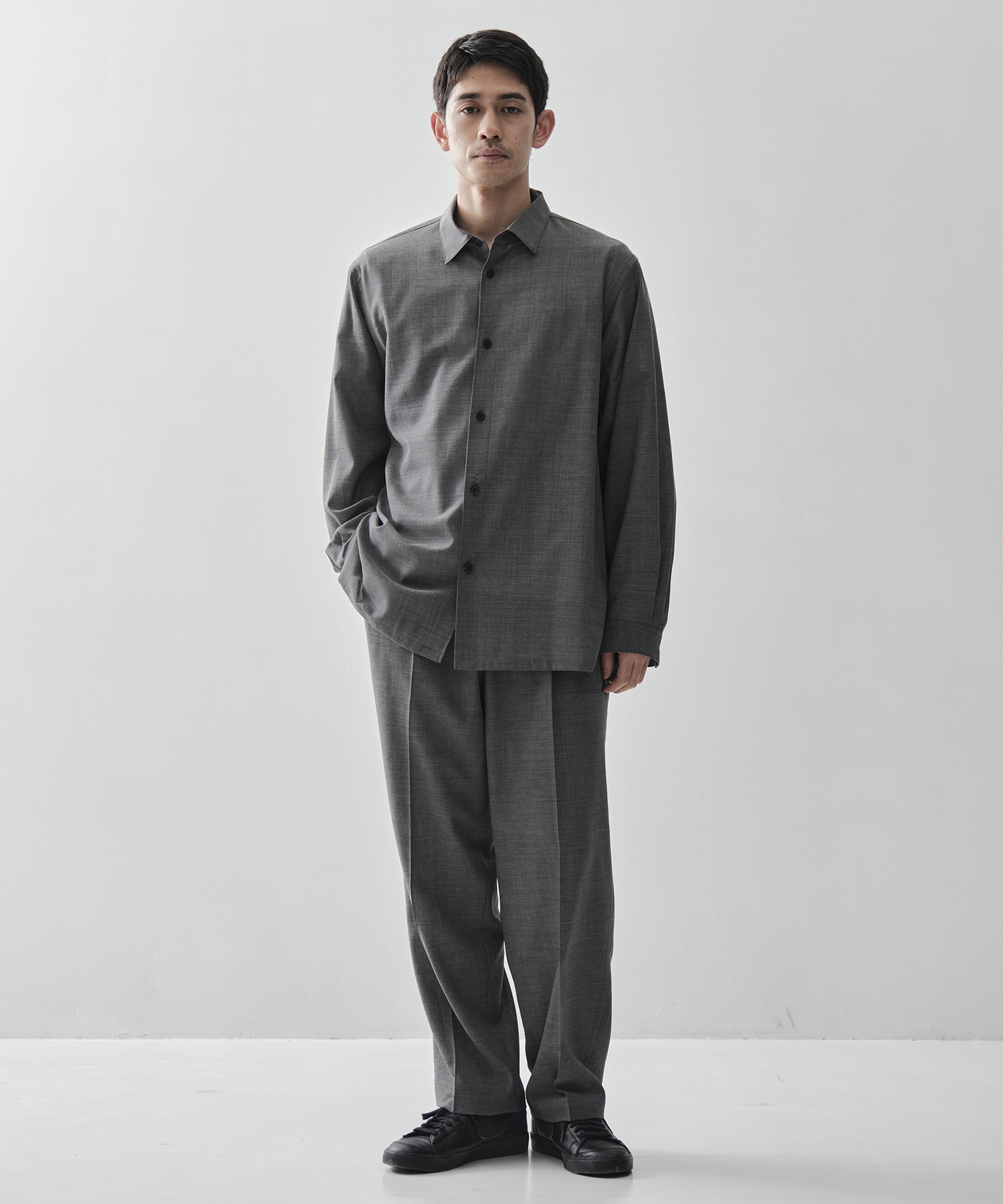 TWIST WOOL GAUZE TWO TUCKED EASY PANTS ATON