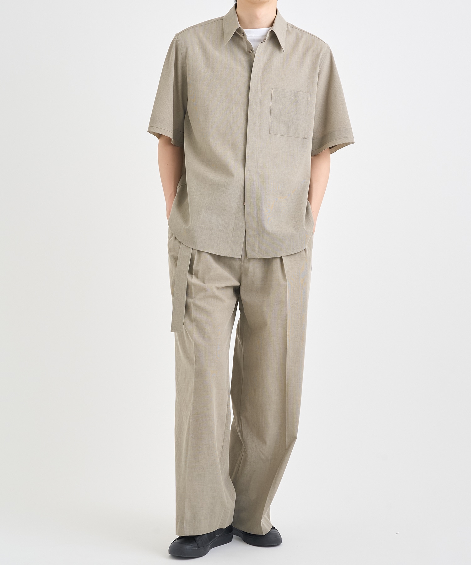 別注 REGULAR COLLAR SHORT-SLEEVED SHIRT IRENISA