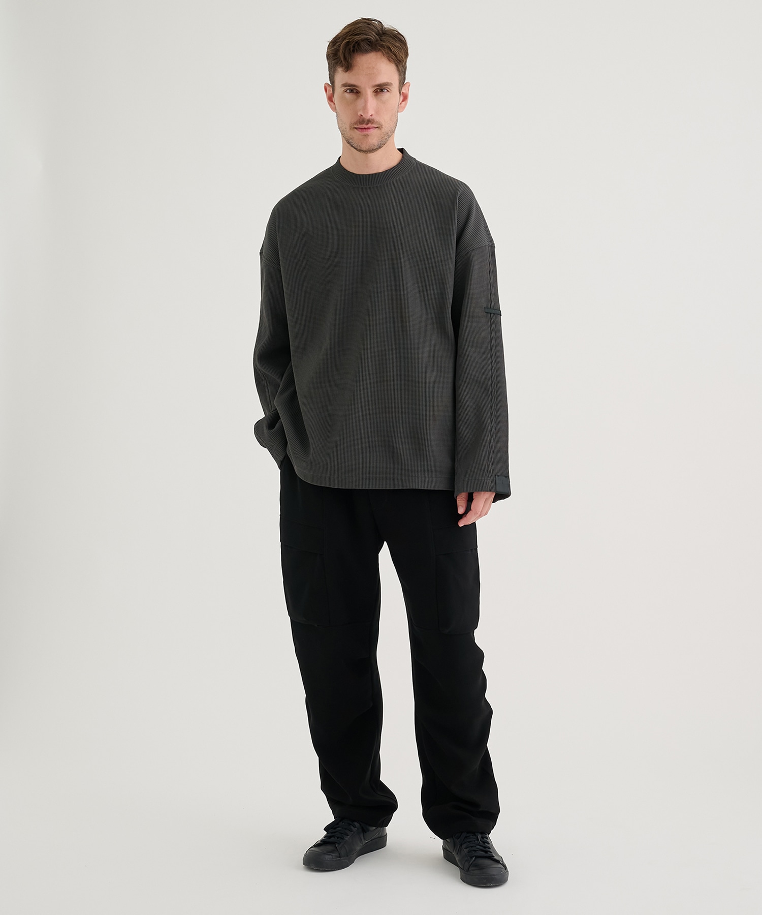 2252-CS07-031 LONGSLEEVE T-SHIRT N.HOOLYWOOD