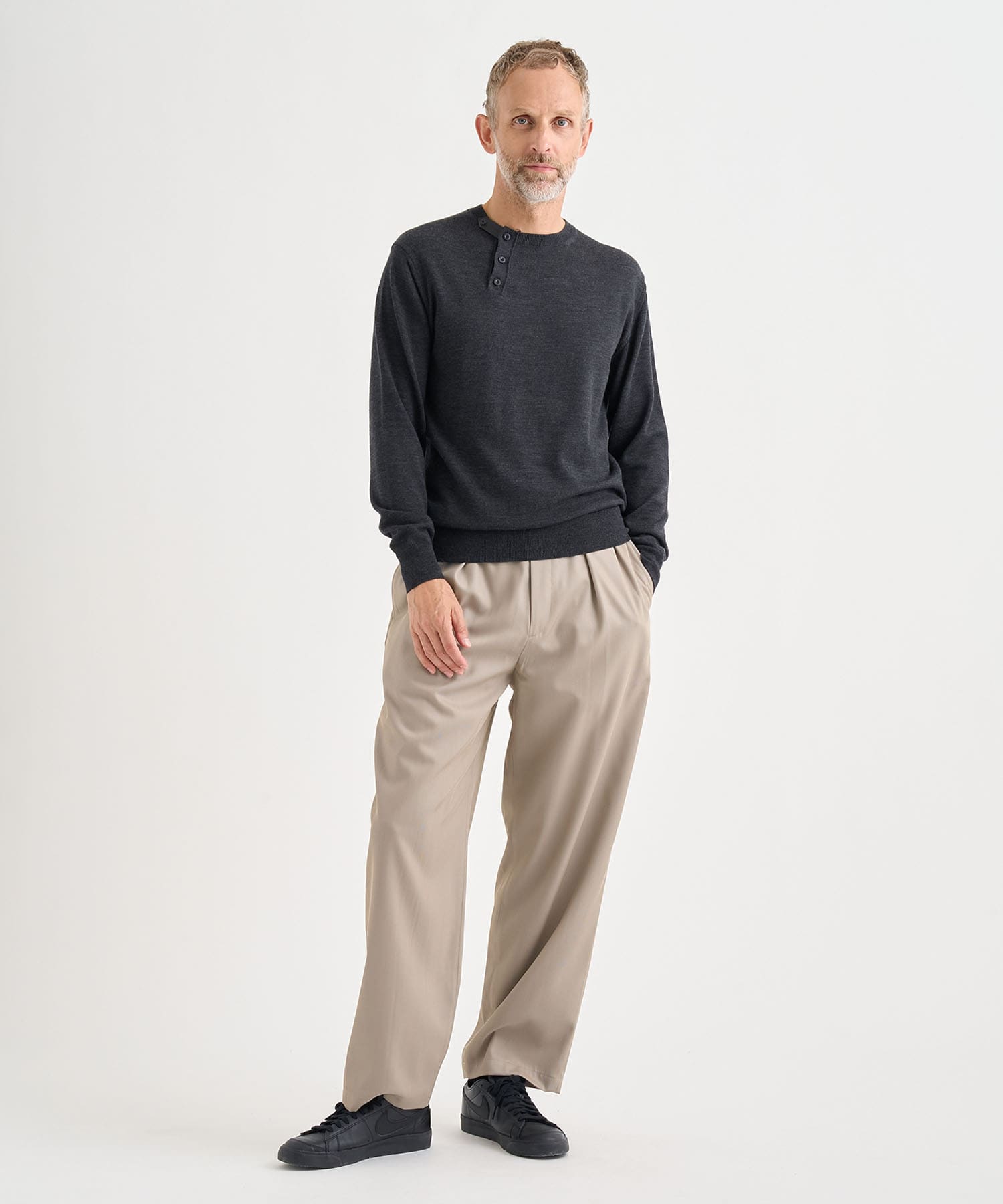別注WOOL CREW-NECK KNIT PULLOVER IRENISA
