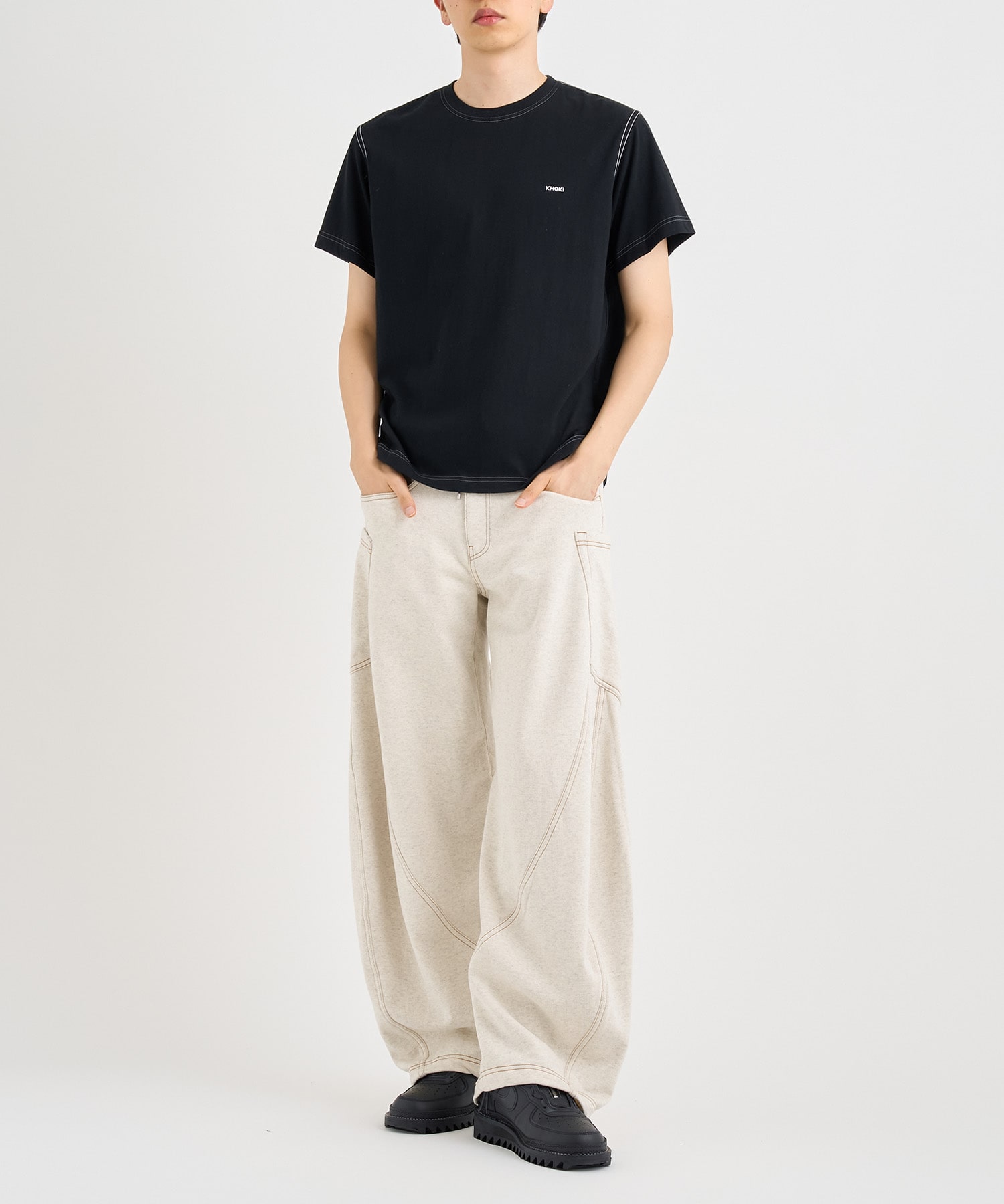 3D cutting sweat pants KHOKI