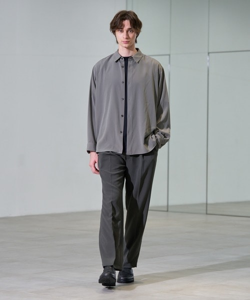 Air pleats リラックスシャツ CITY TOKYO