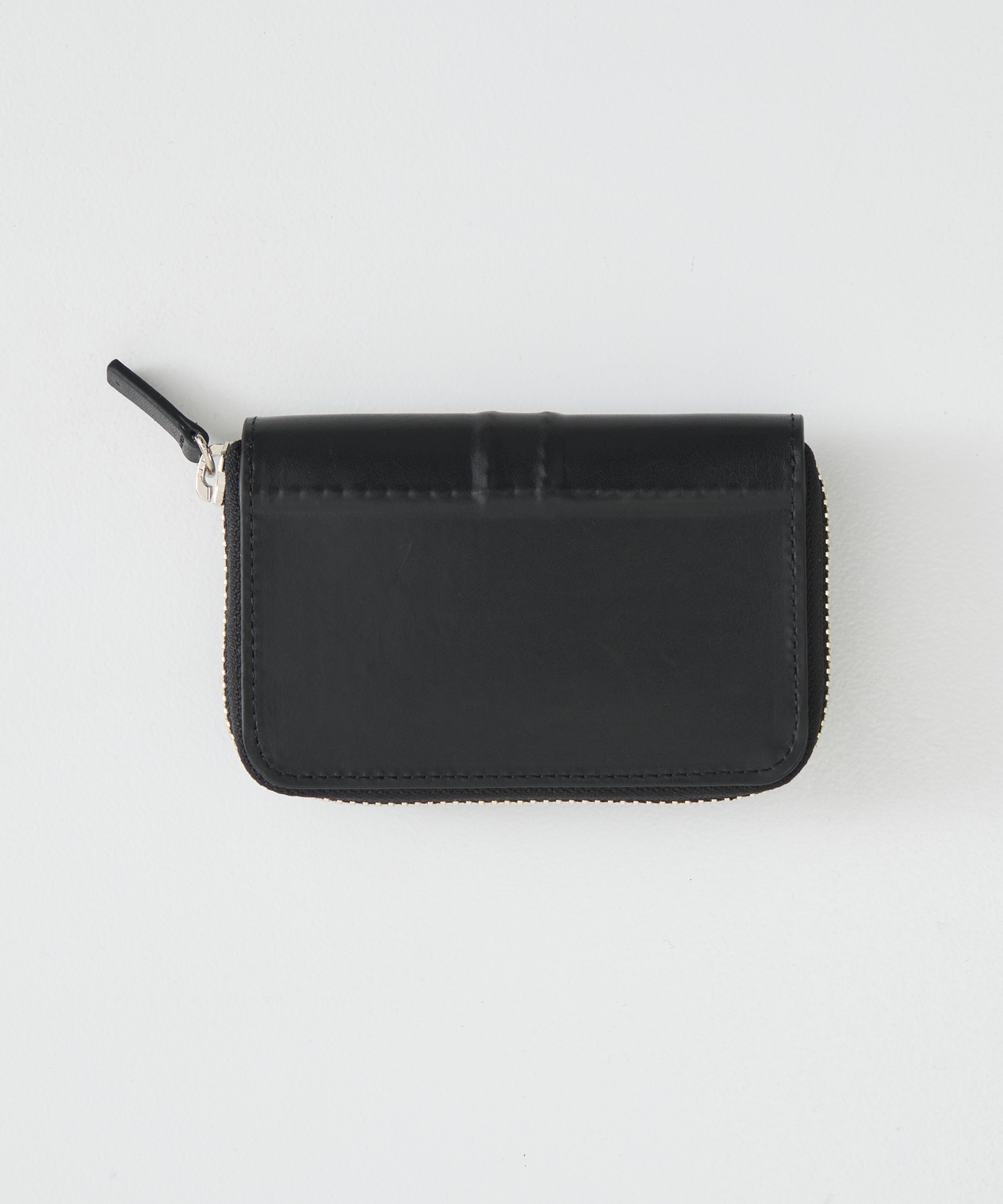 invisible zipped coin purse Maison MIHARA YASUHIRO