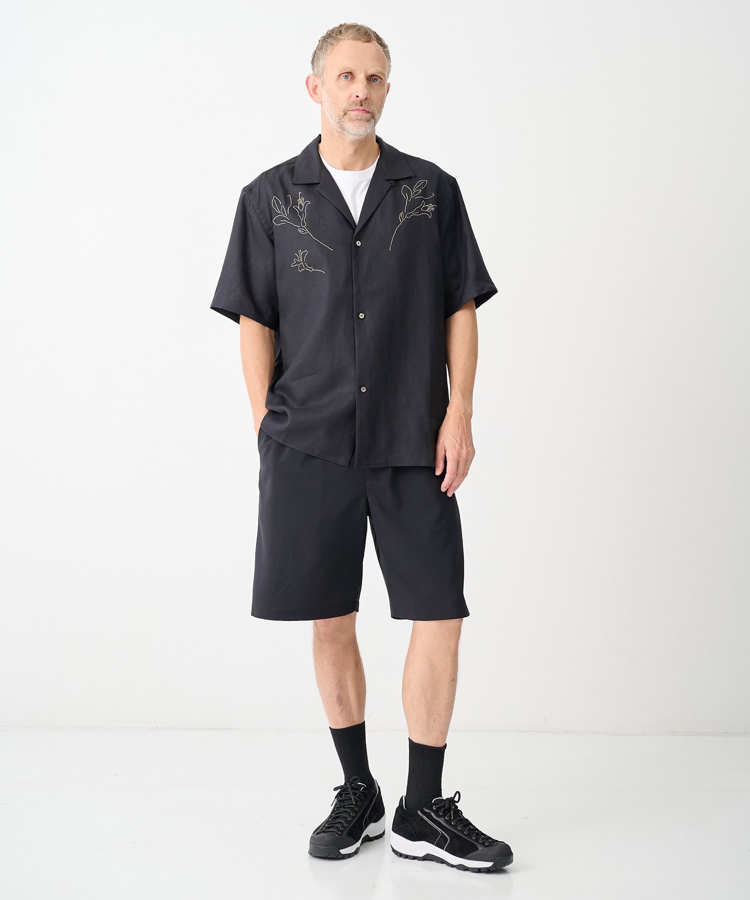 別注THE SS SHIRT BLACK LINEN EMBROIDERY TANAKA