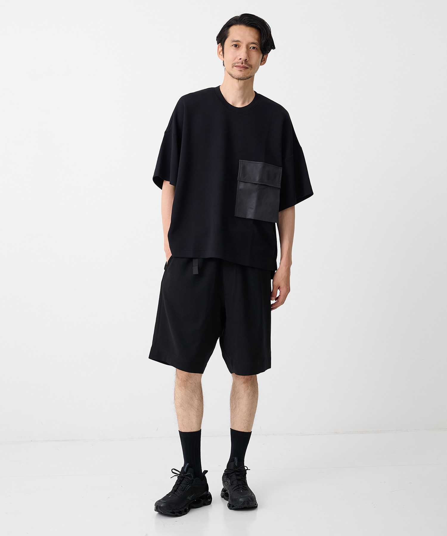 【ウジョーオム】M732-T58-201別注Belt Pocket Cropped T UJOH HOMME