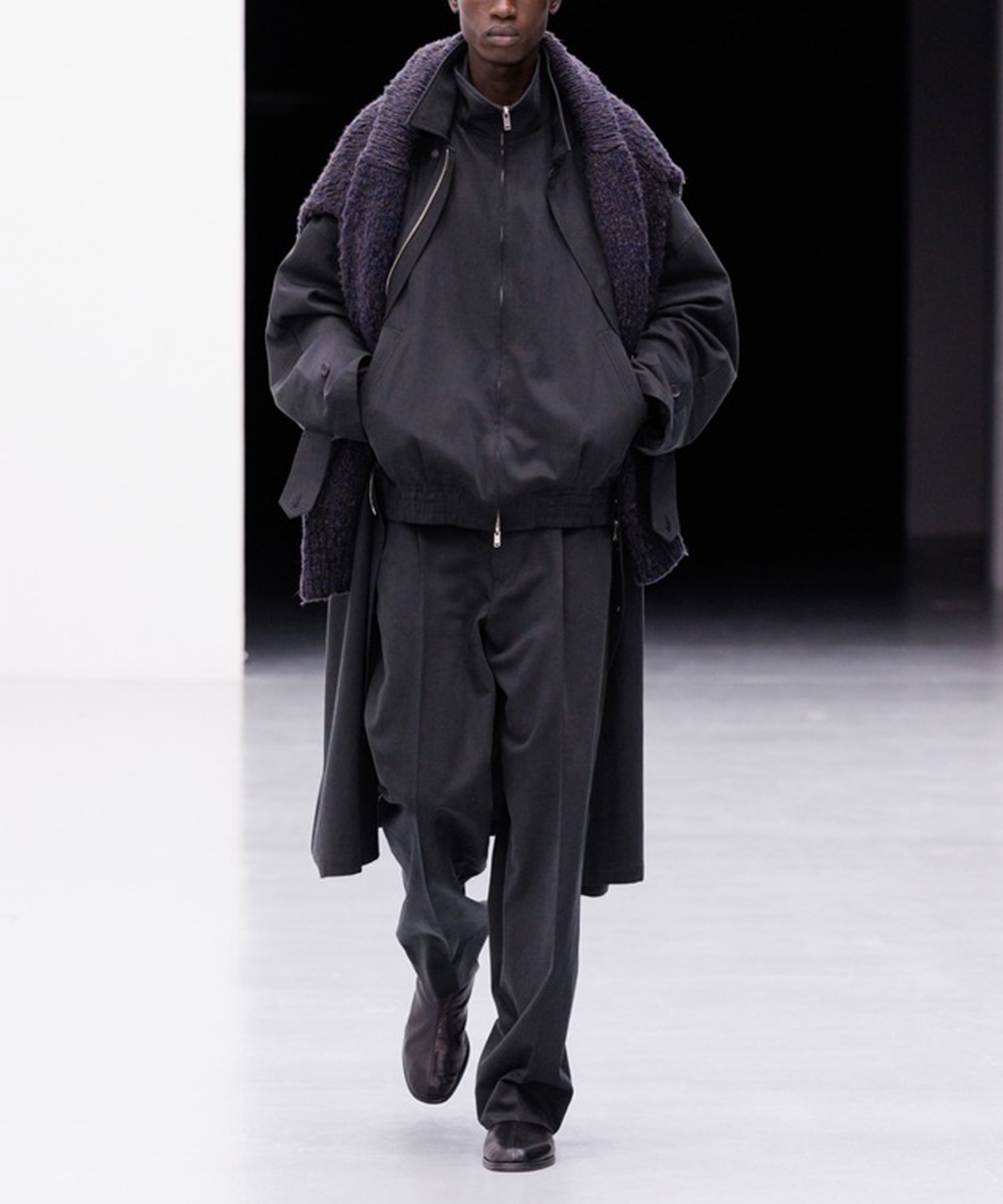 【ヨーク】YK26FW01334P 1Pleated Wide Tapered Trousers YOKE