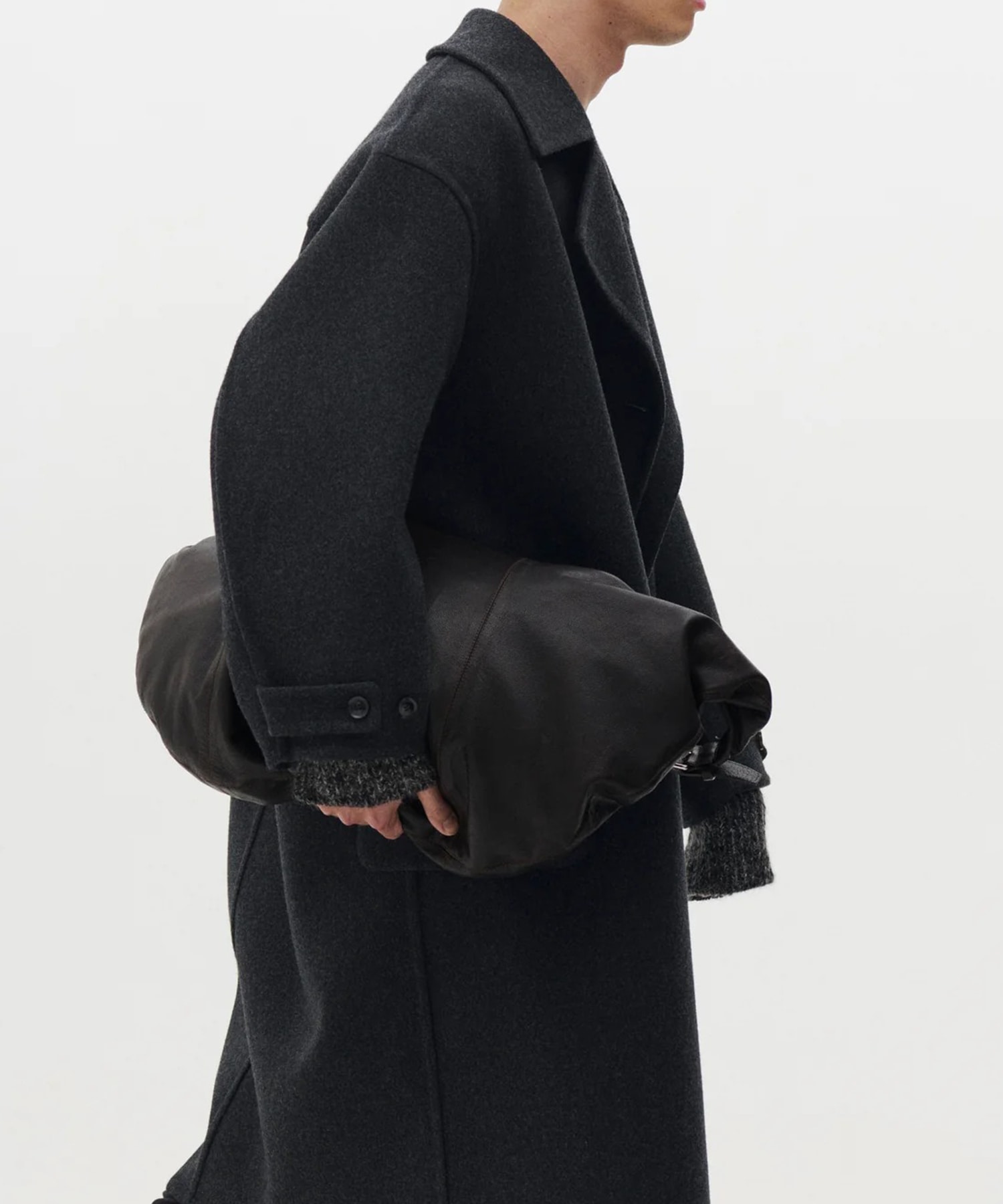 【ヨーク】YK26FW01404A Carf Leather Shoulder Bag Large YOKE