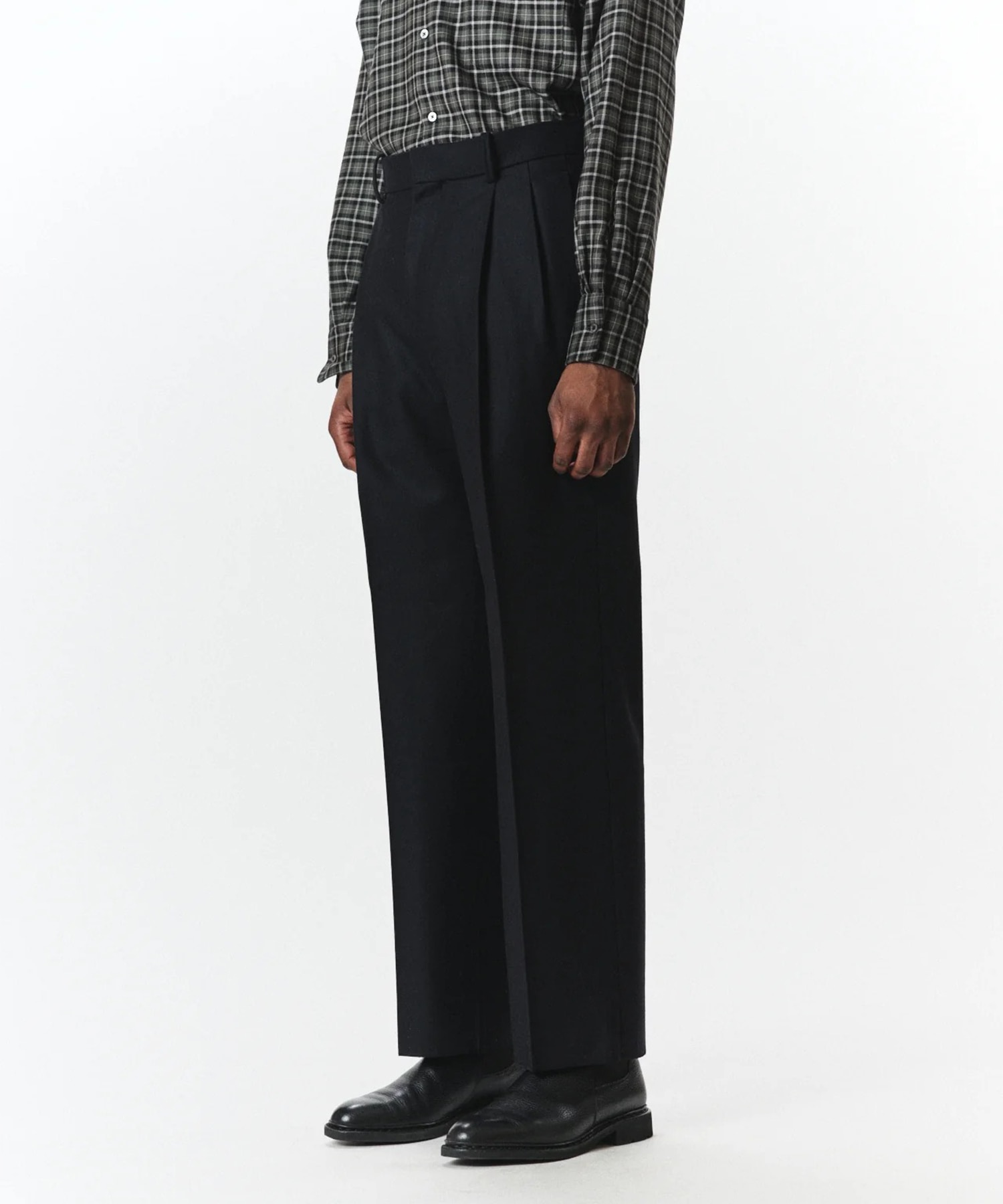 A26C18PT01C DOUBLE PLEATED STRAIGHT TROUSERS MARKAWARE