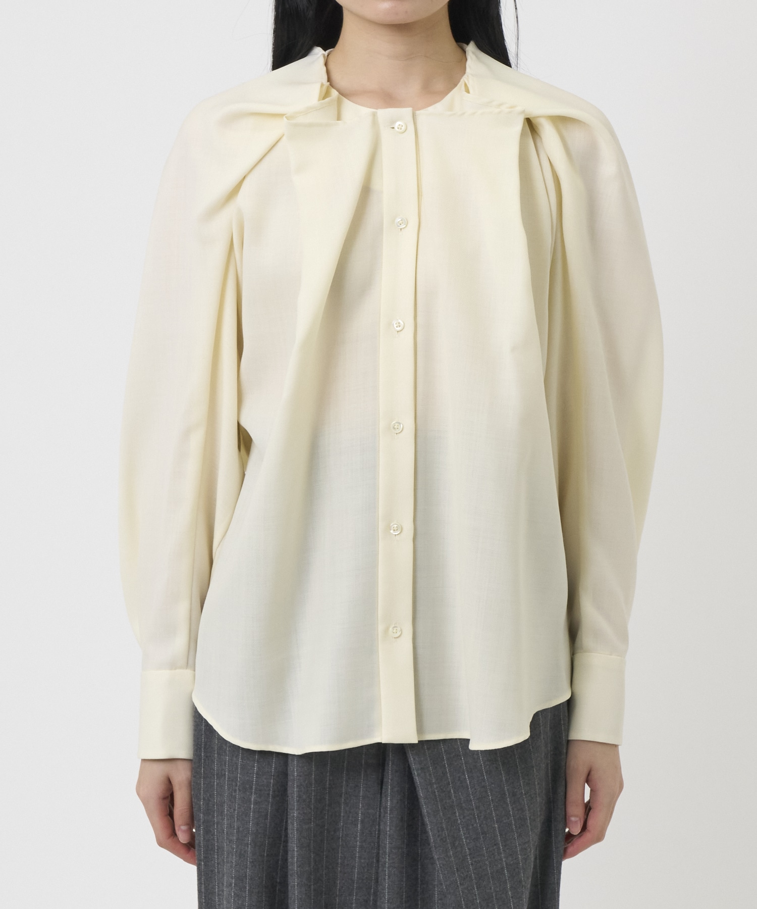 NECK TUCK BLOUSE support surface