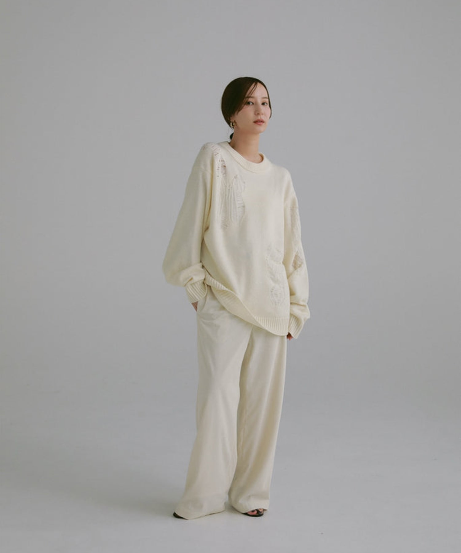 embroidery knit pullover Louren