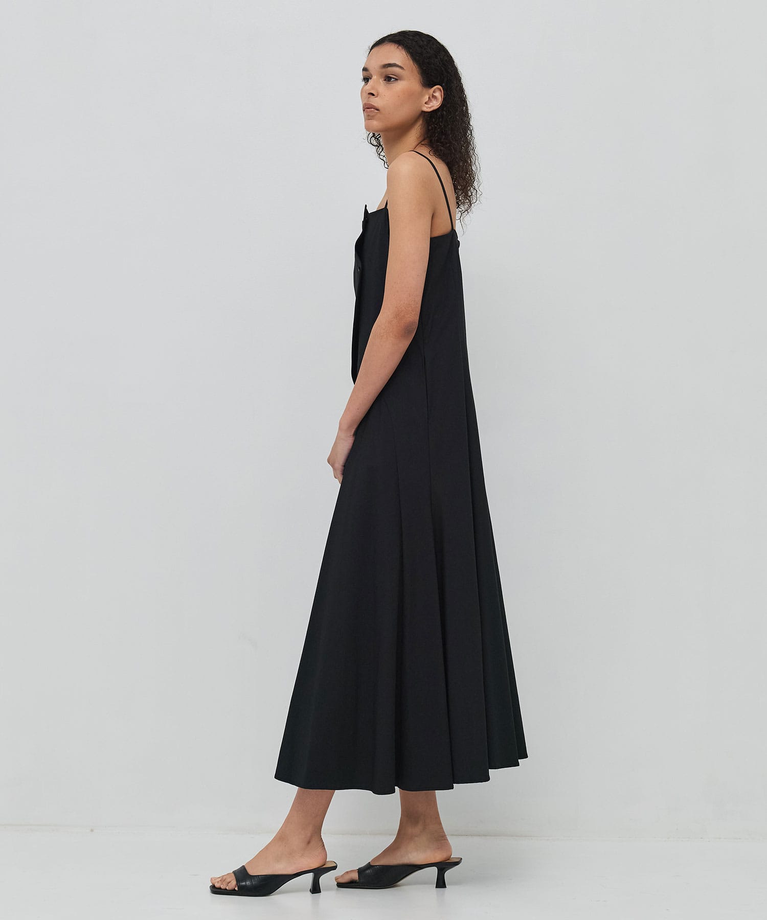 Nicole slip dress BK AKIRANAKA