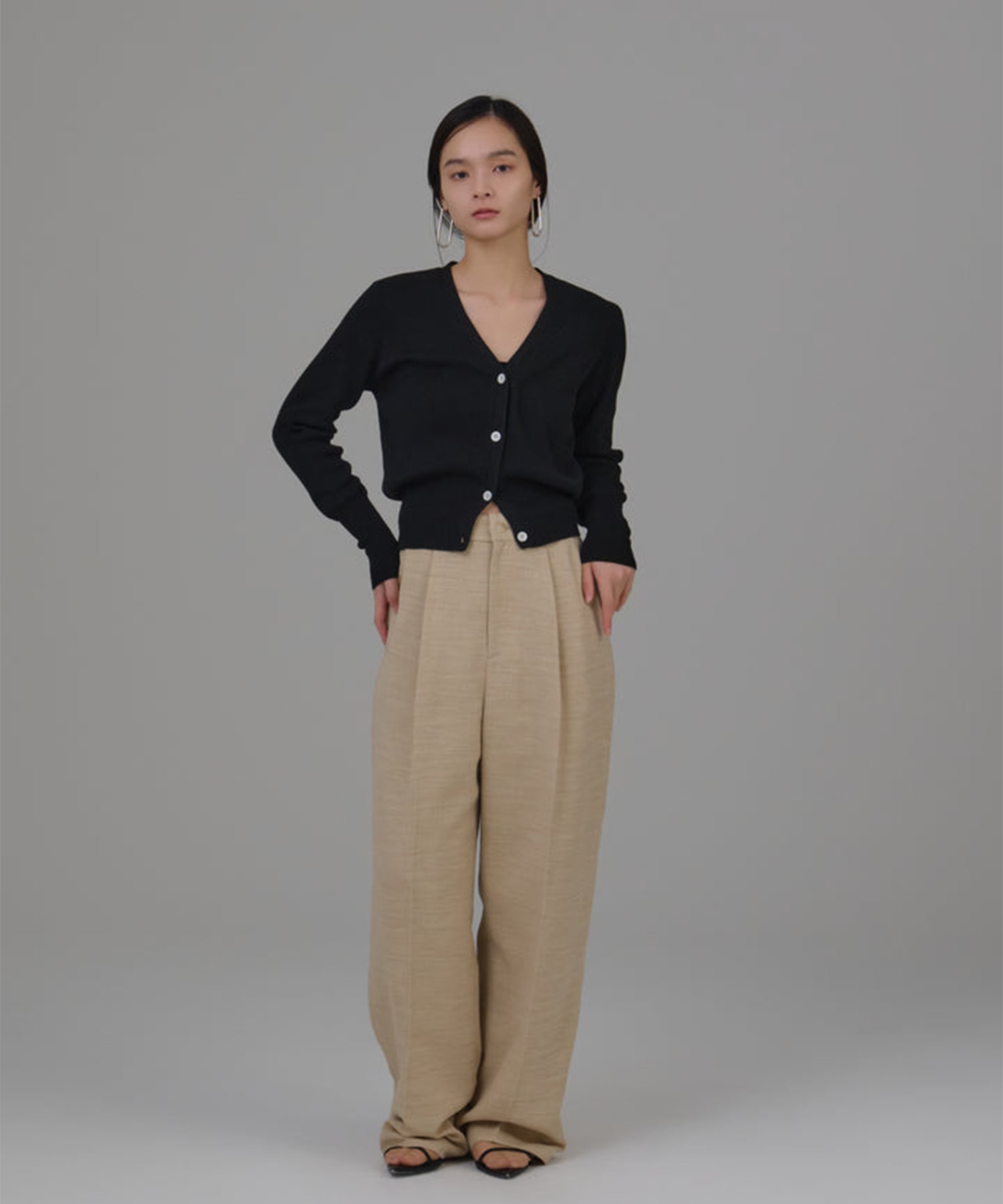 【WEB限定】medium width pants Louren