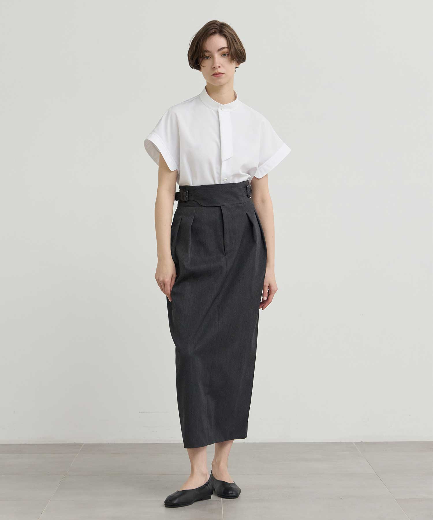 THE PLACKET A LINE SHIRT SLEEVE LESS THE RERACS