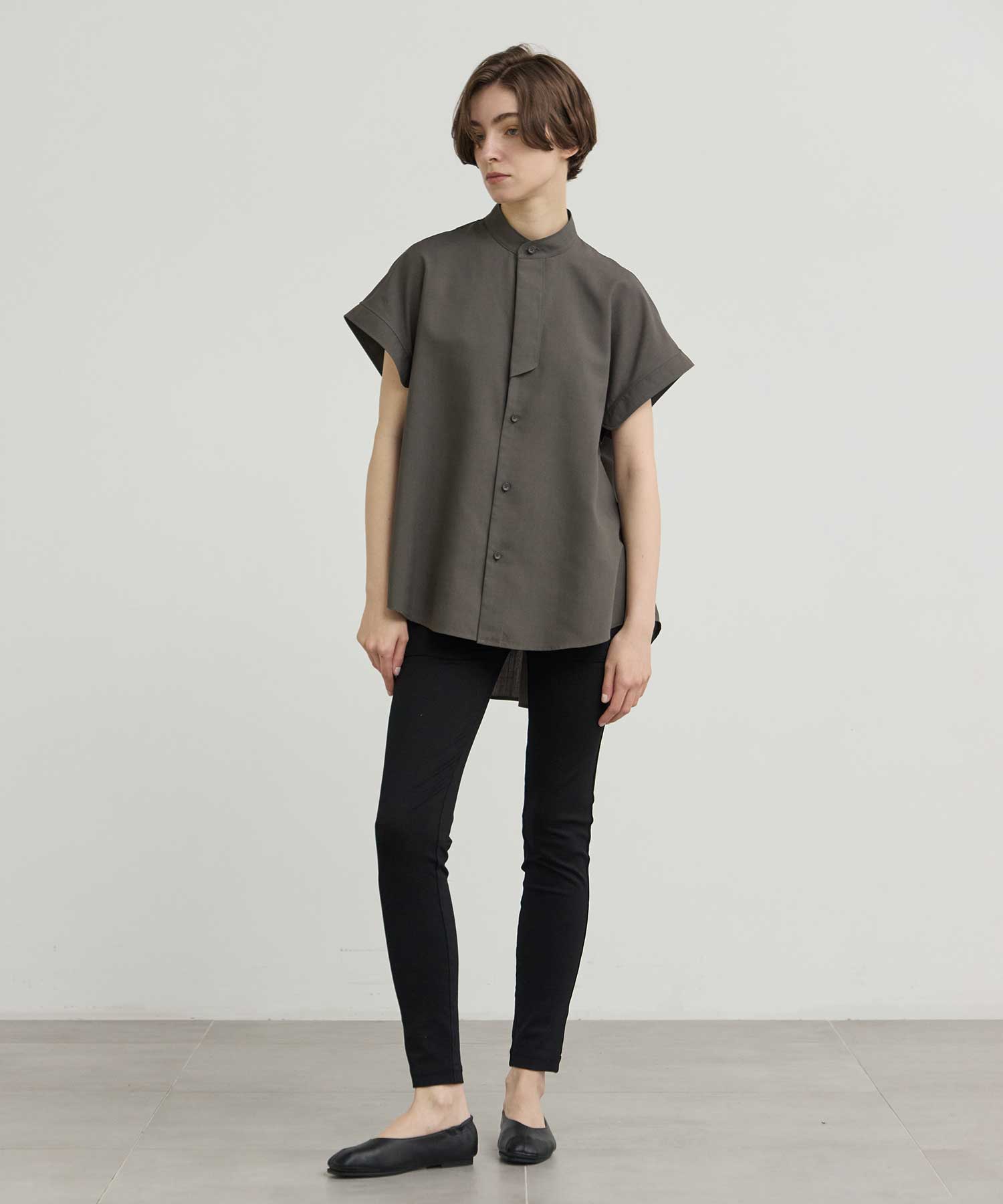 THE PLACKET A LINE SHIRT SLEEVE LESS THE RERACS