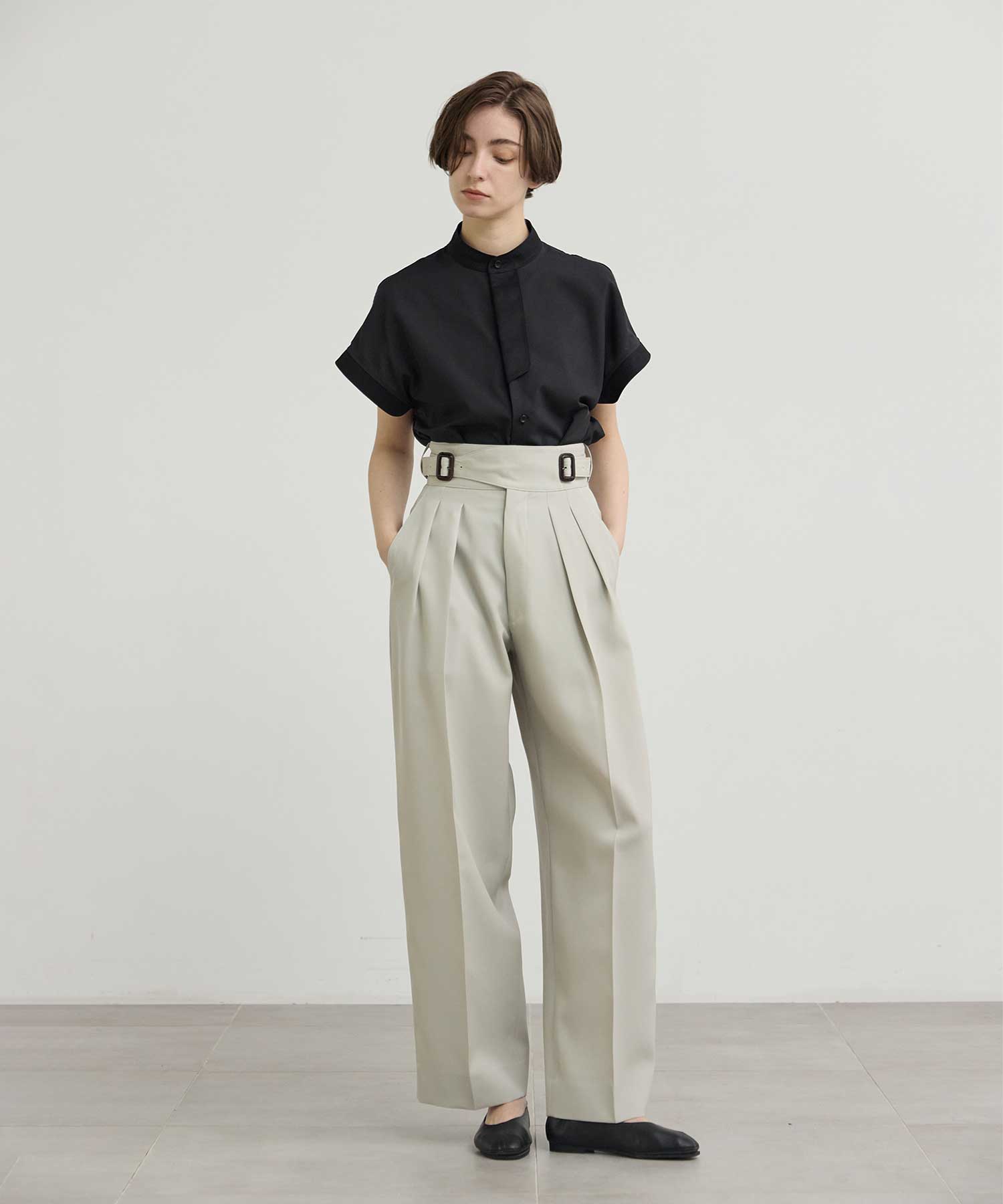 THE PLACKET A LINE SHIRT SLEEVE LESS THE RERACS