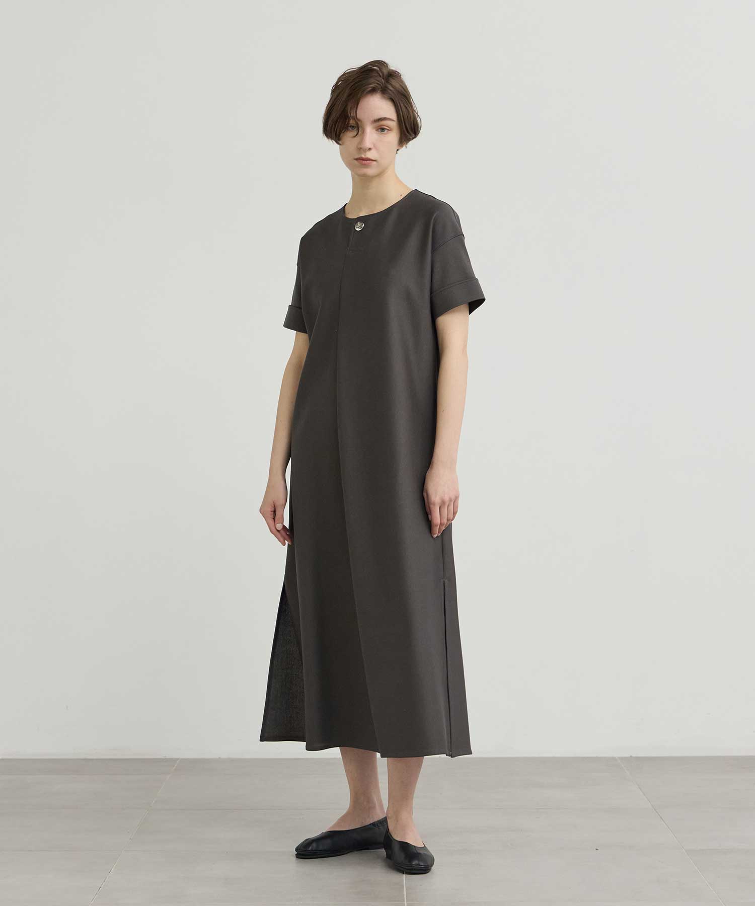 RERACS FRONT TUCK HENLY NECK DRESS THE RERACS