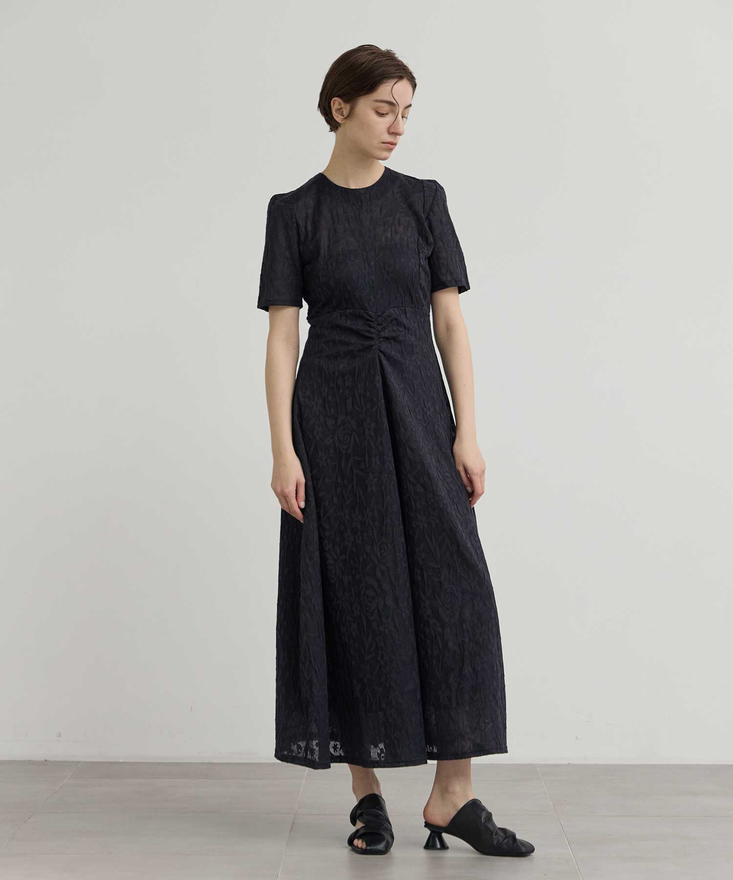 別注 FLOWER JAQUARD SHORT SLEEVE DRESS PHOTOCOPIEU
