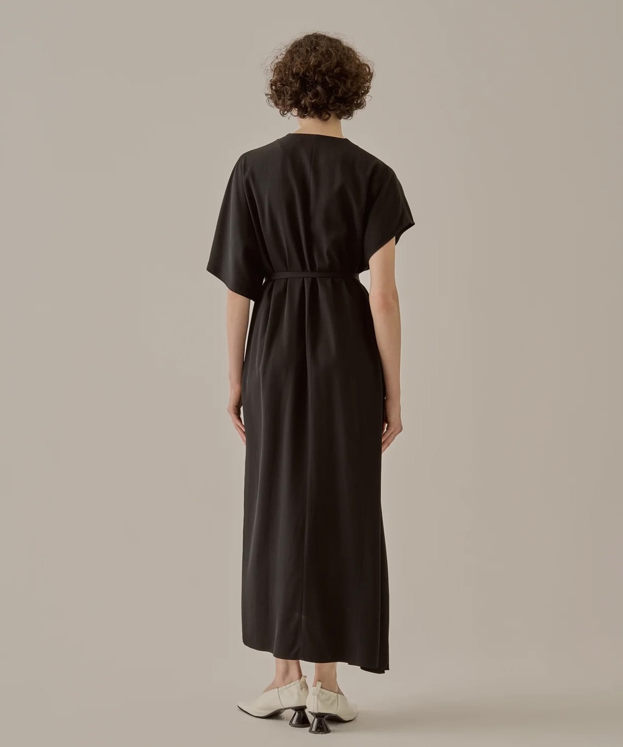 Ana asymmetry dress BK AKIRANAKA