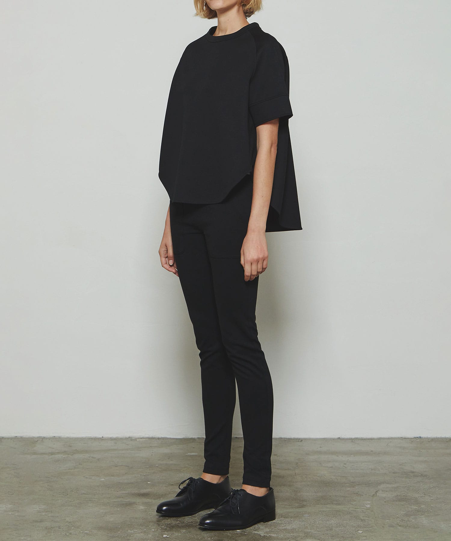 THE A-LINE SHORT PULOVER THE RERACS