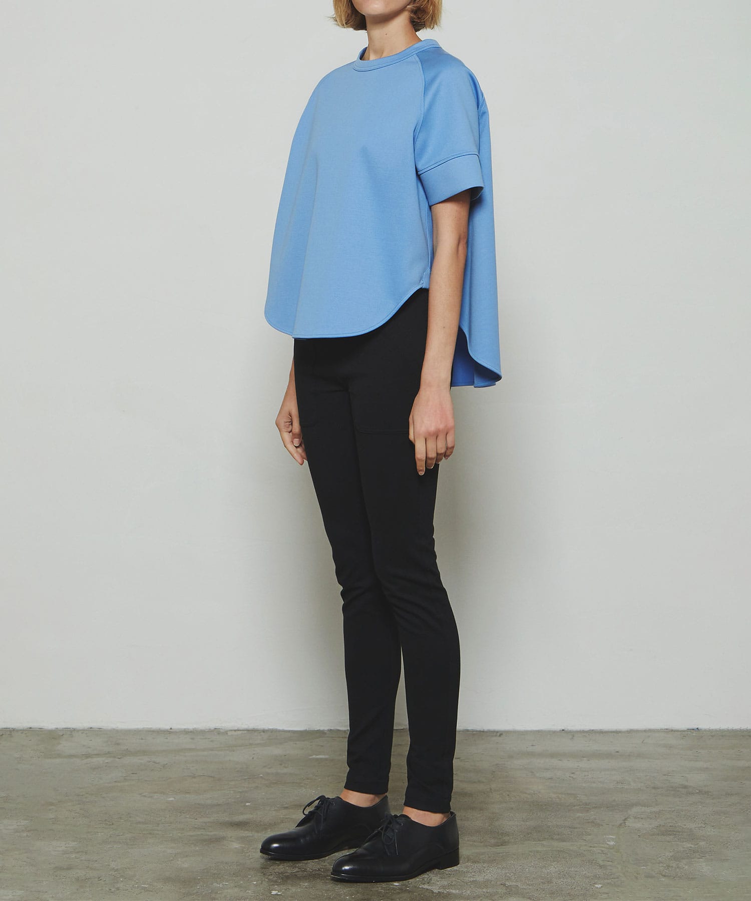 THE A-LINE SHORT PULOVER THE RERACS