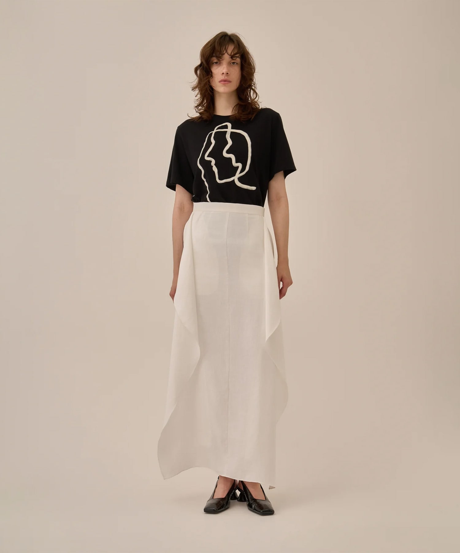 Line portrait T-shirt AKIRANAKA