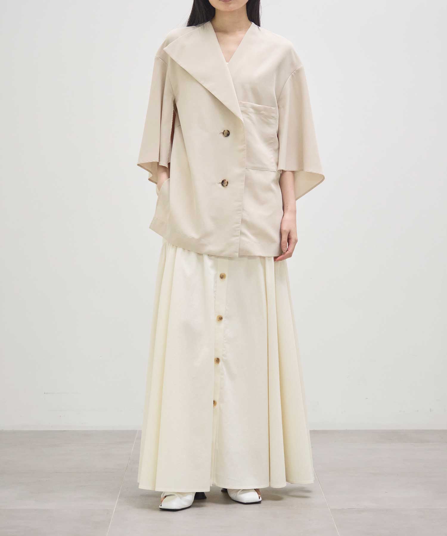 Pierina skirt WH AKIRANAKA