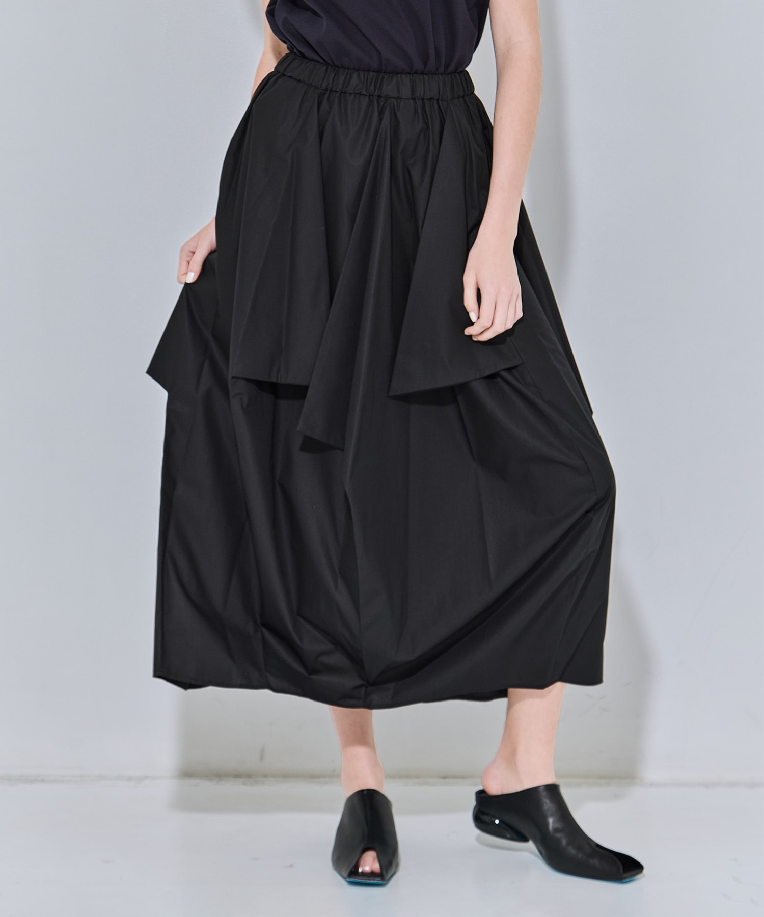 folds skirt nagonstans