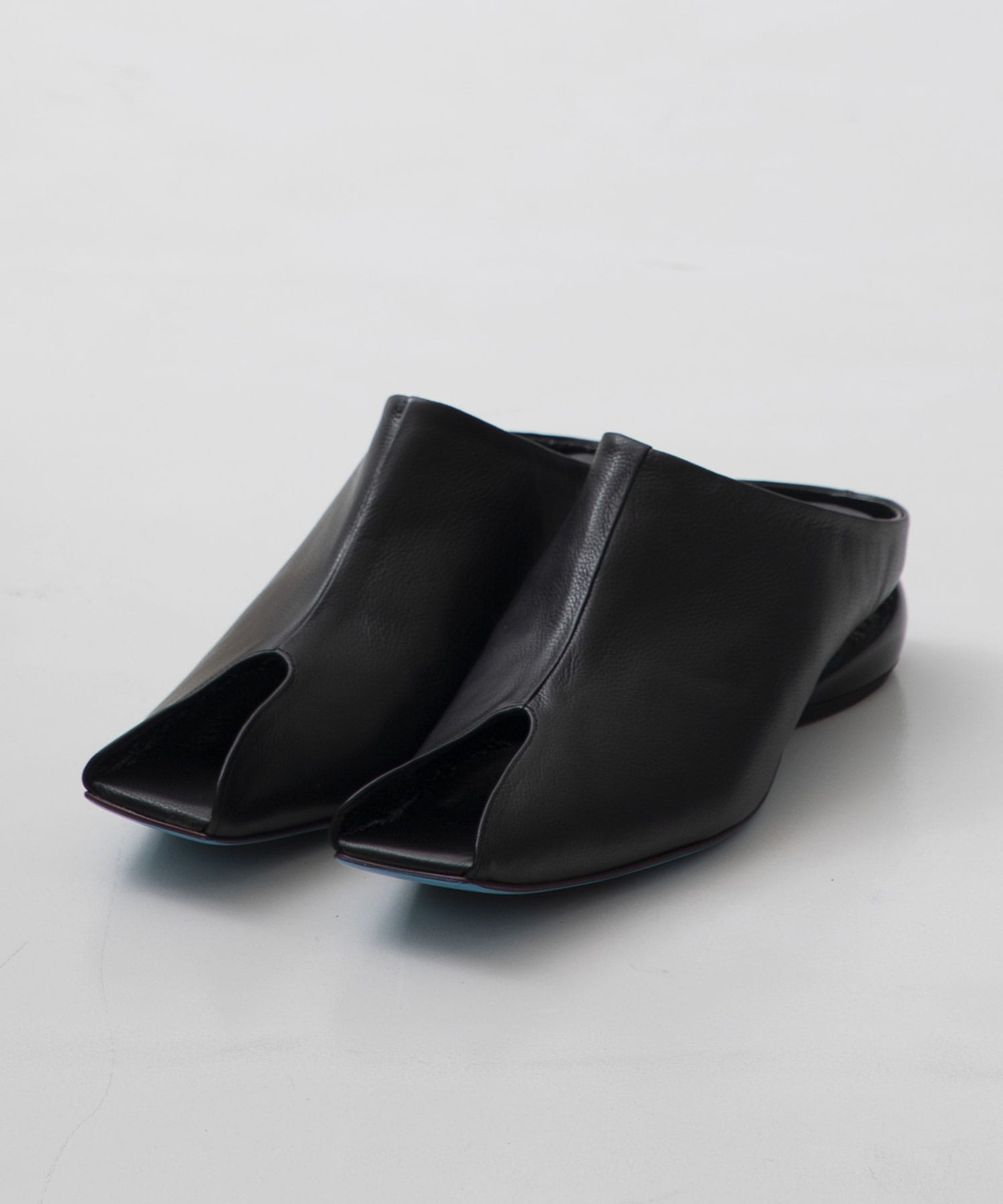 open-toe sandal MANA