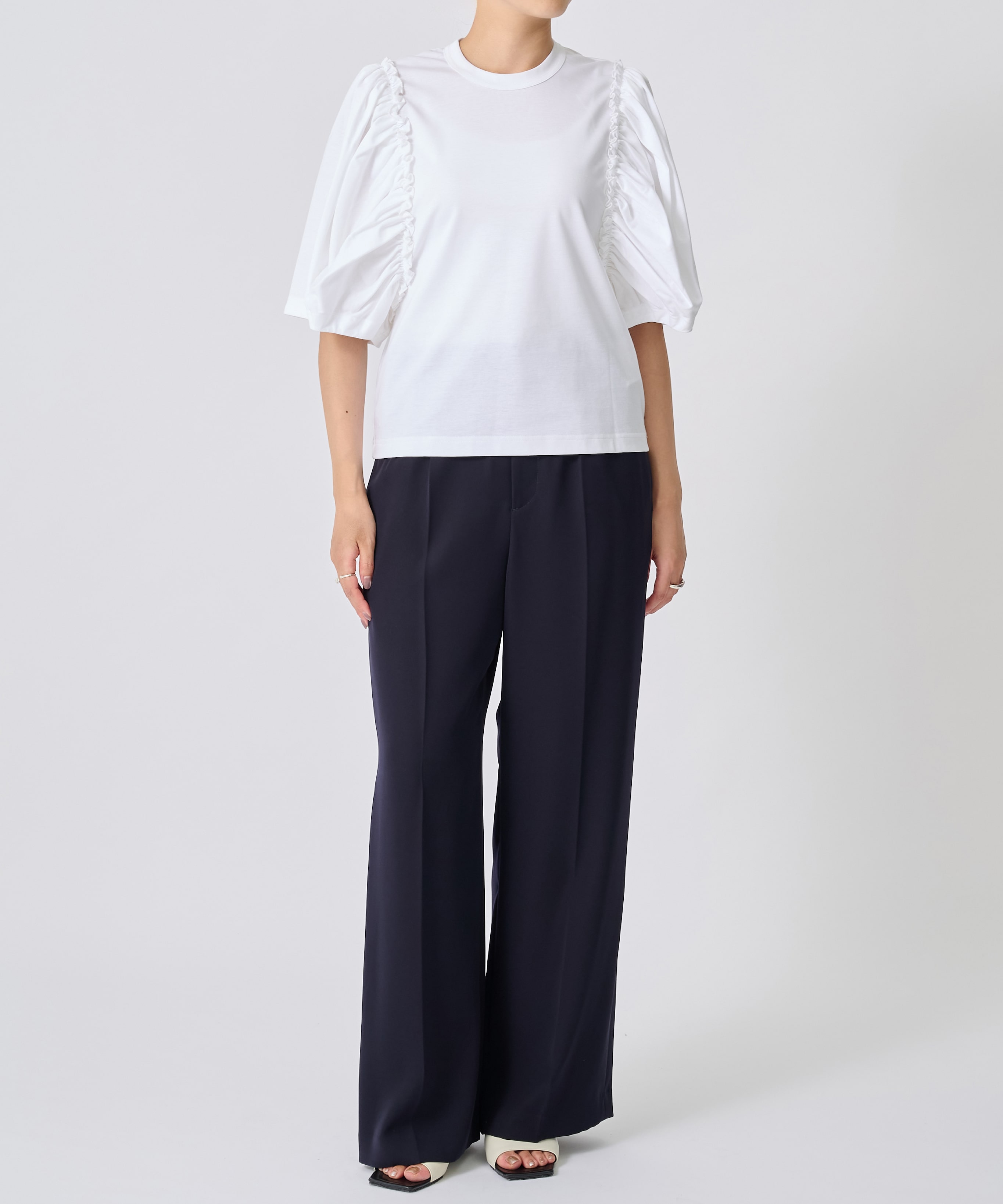 30-T016-051 noir kei ninomiya