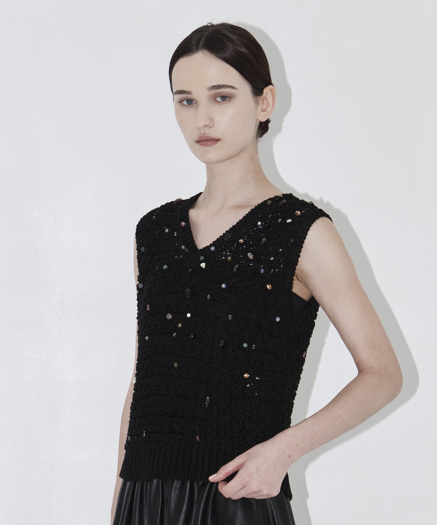 EX.Gerda glass beads&ores knit BK AKIRANAKA
