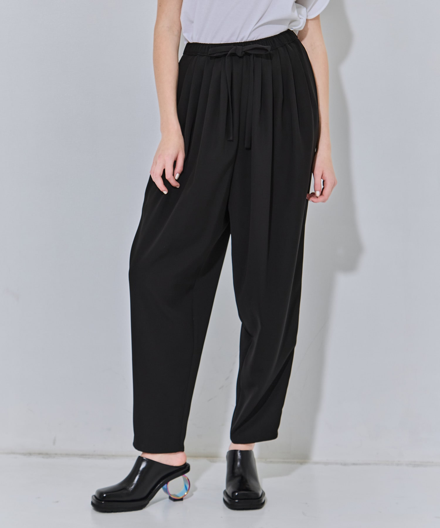MANY-TUCK COCOON-PANTS｜ENFOLD（エンフォルド）公式通販｜THE TOKYO