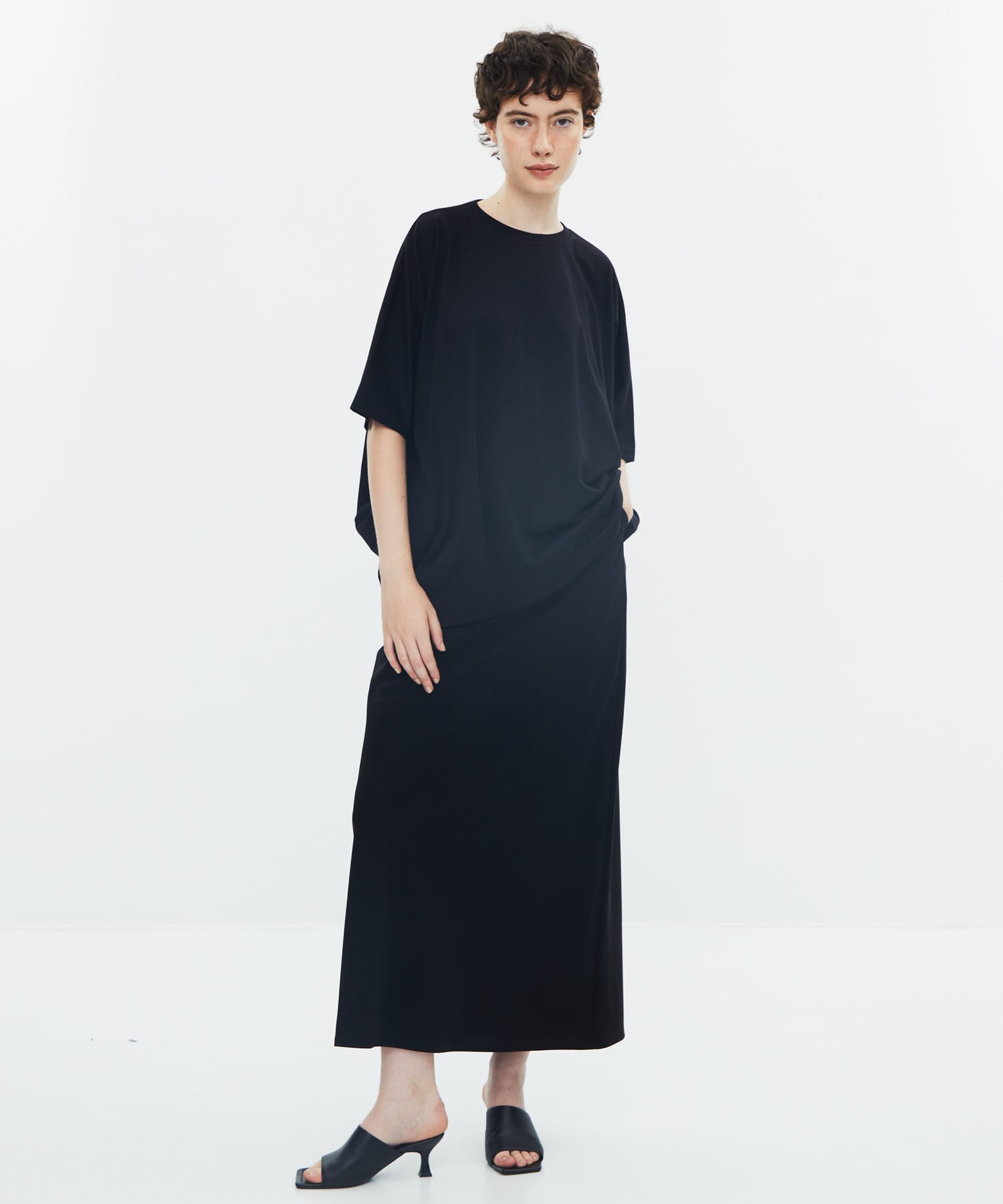 SEMI-FLARE SKIRT ENFOLD
