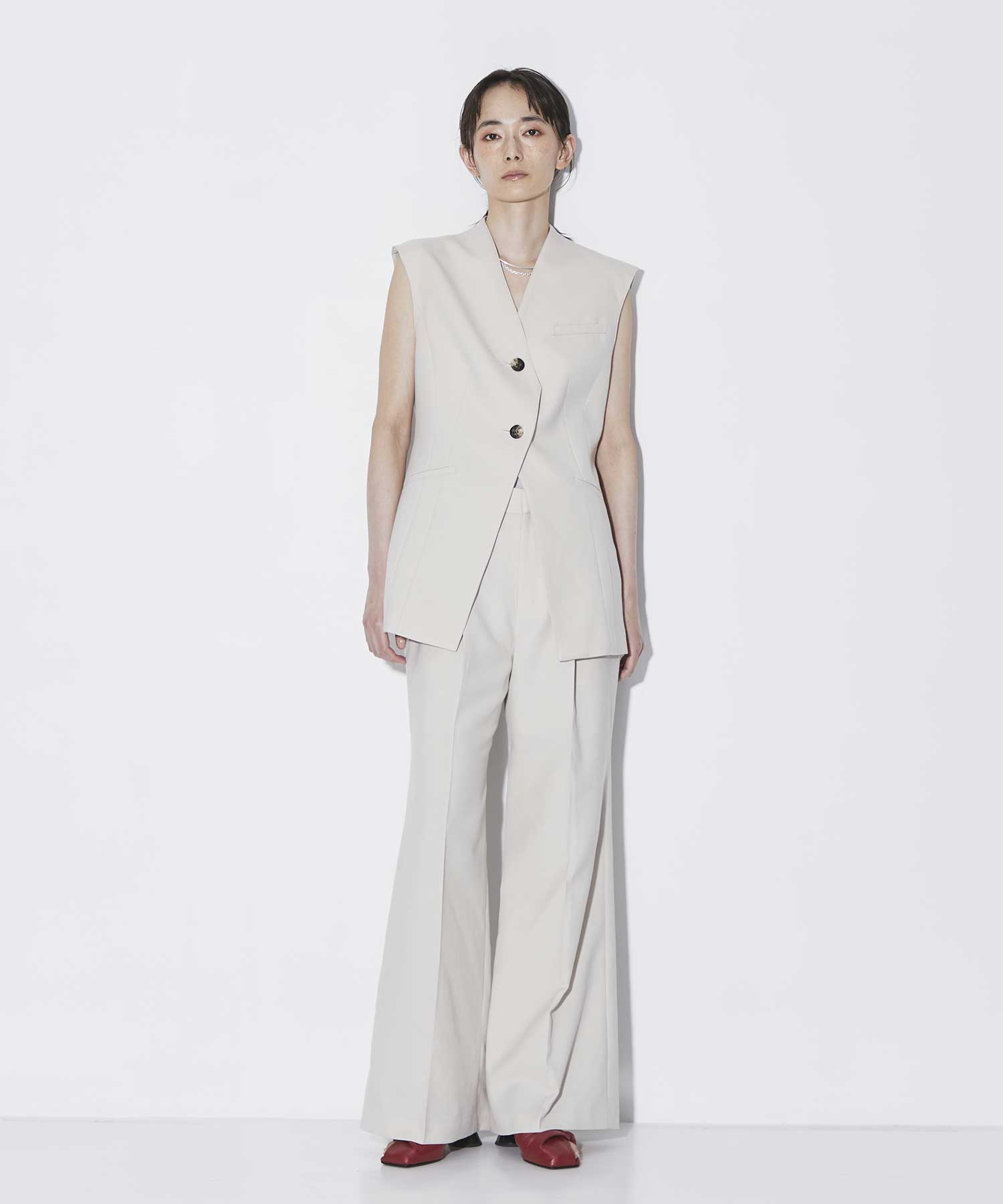 EX.V Neck Gilet AKIRANAKA