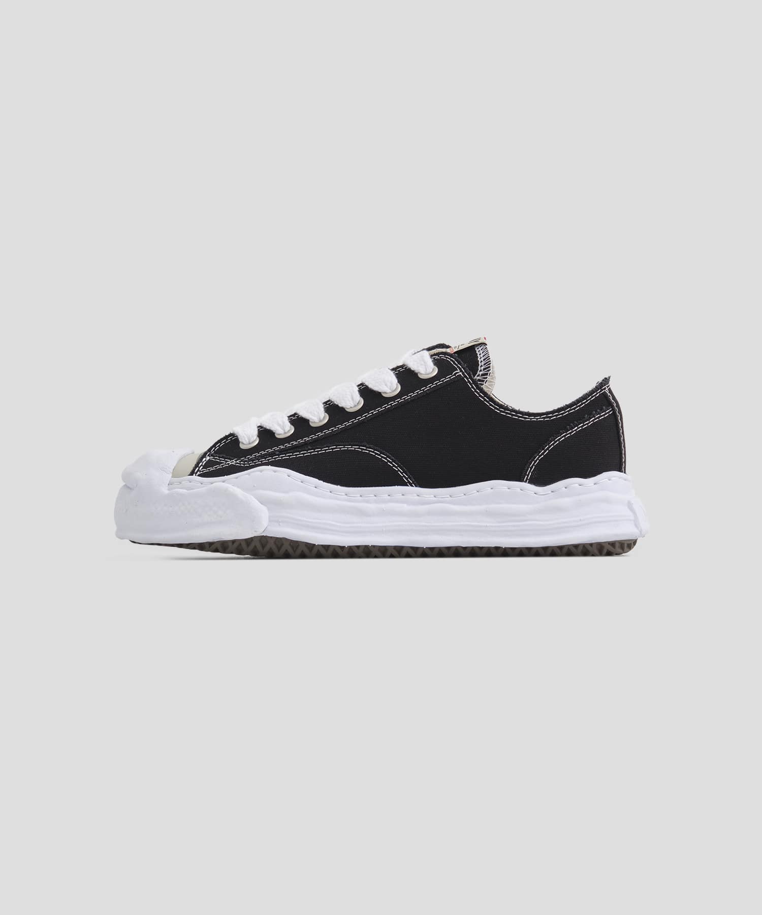 HANK Low Original Sole Canvas Low-Top Sneakers Maison MIHARA YASUHIRO