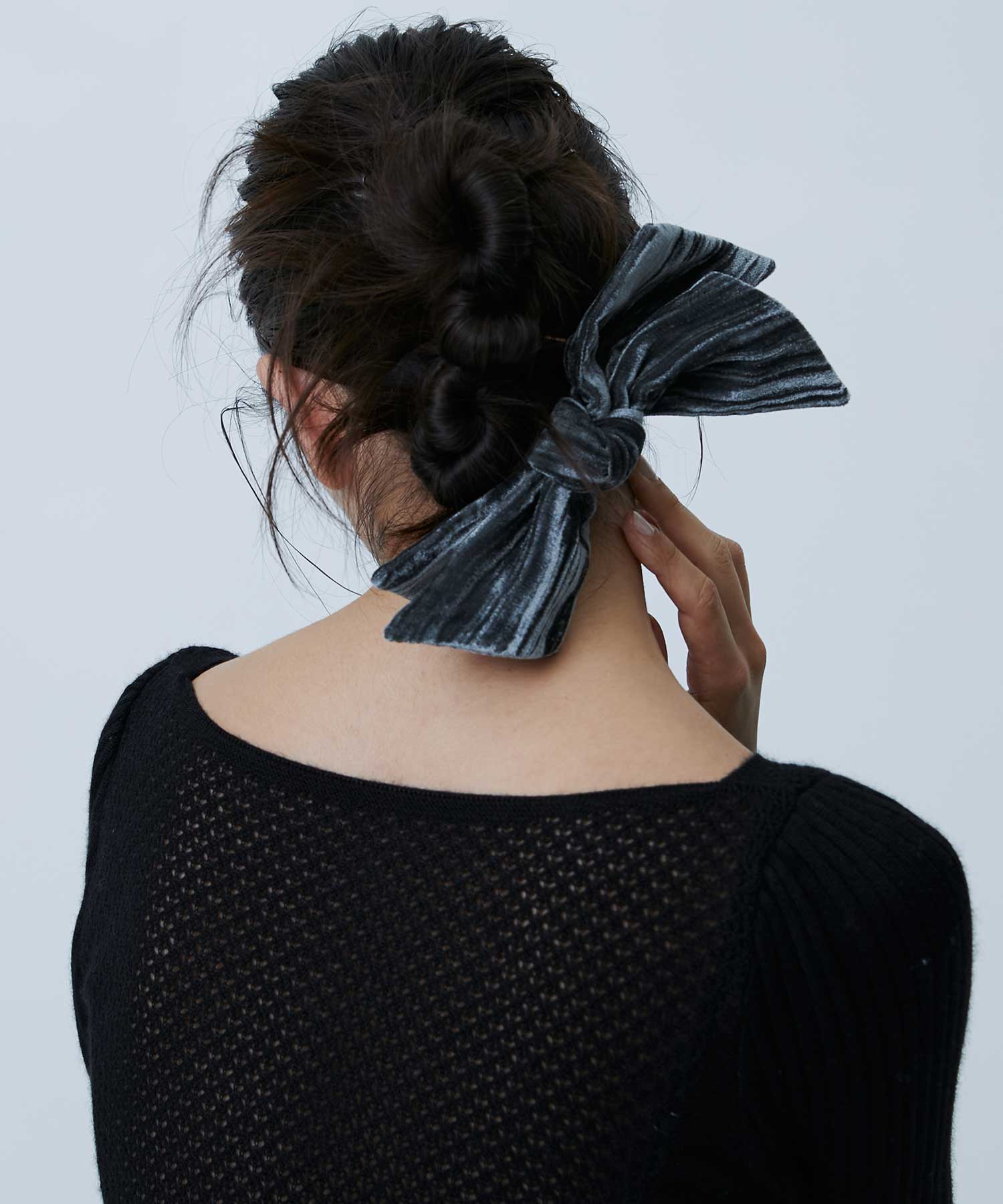 Velvet bow hair clip FETICO